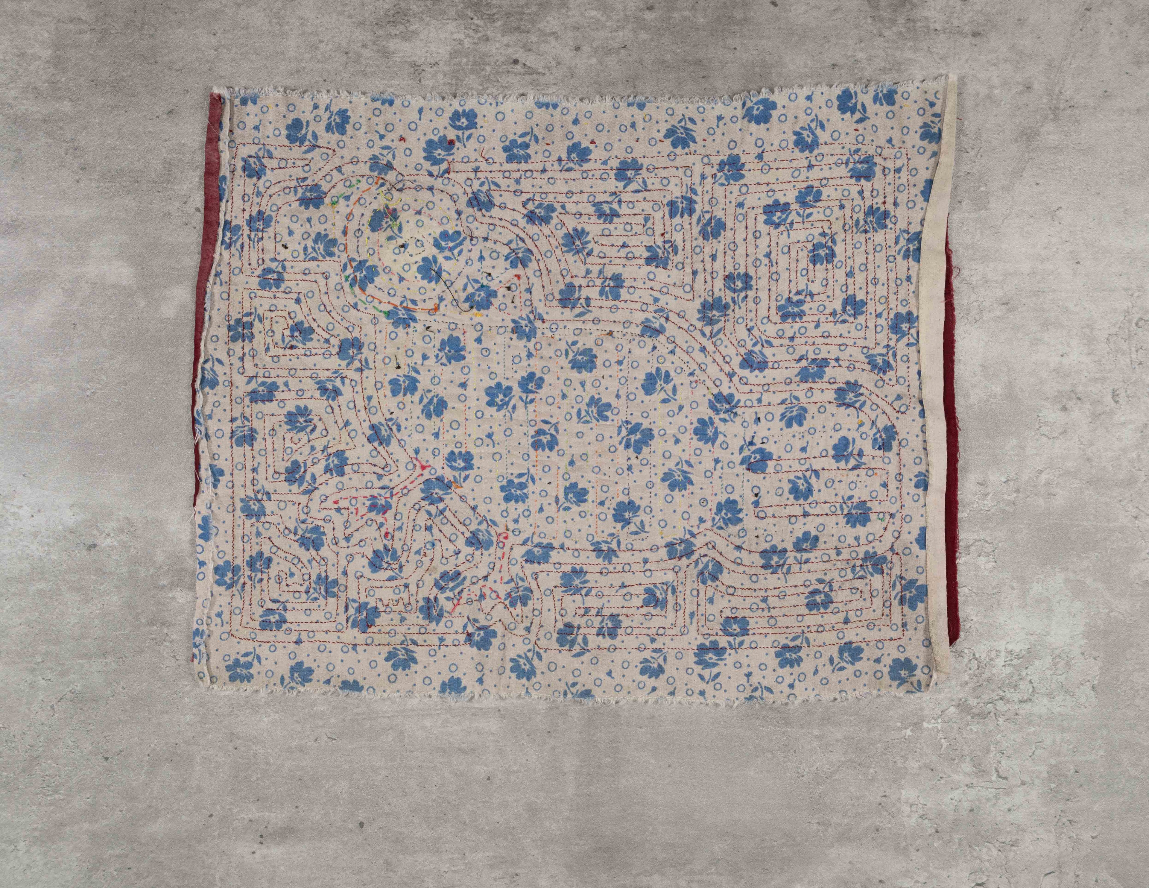 Fancy Background Material Pug Nose Dog Mola