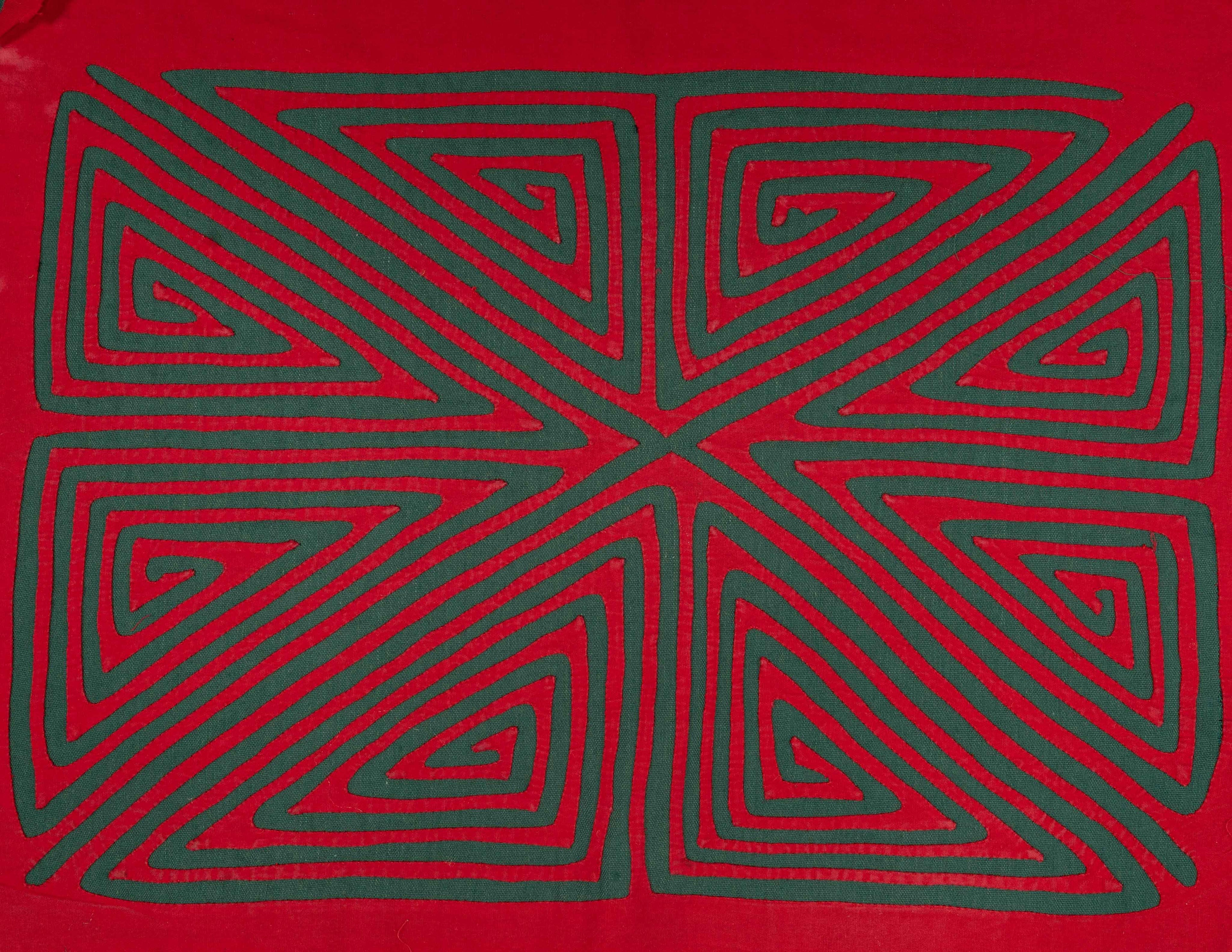 Vintage Green And Red Classic Design Mola