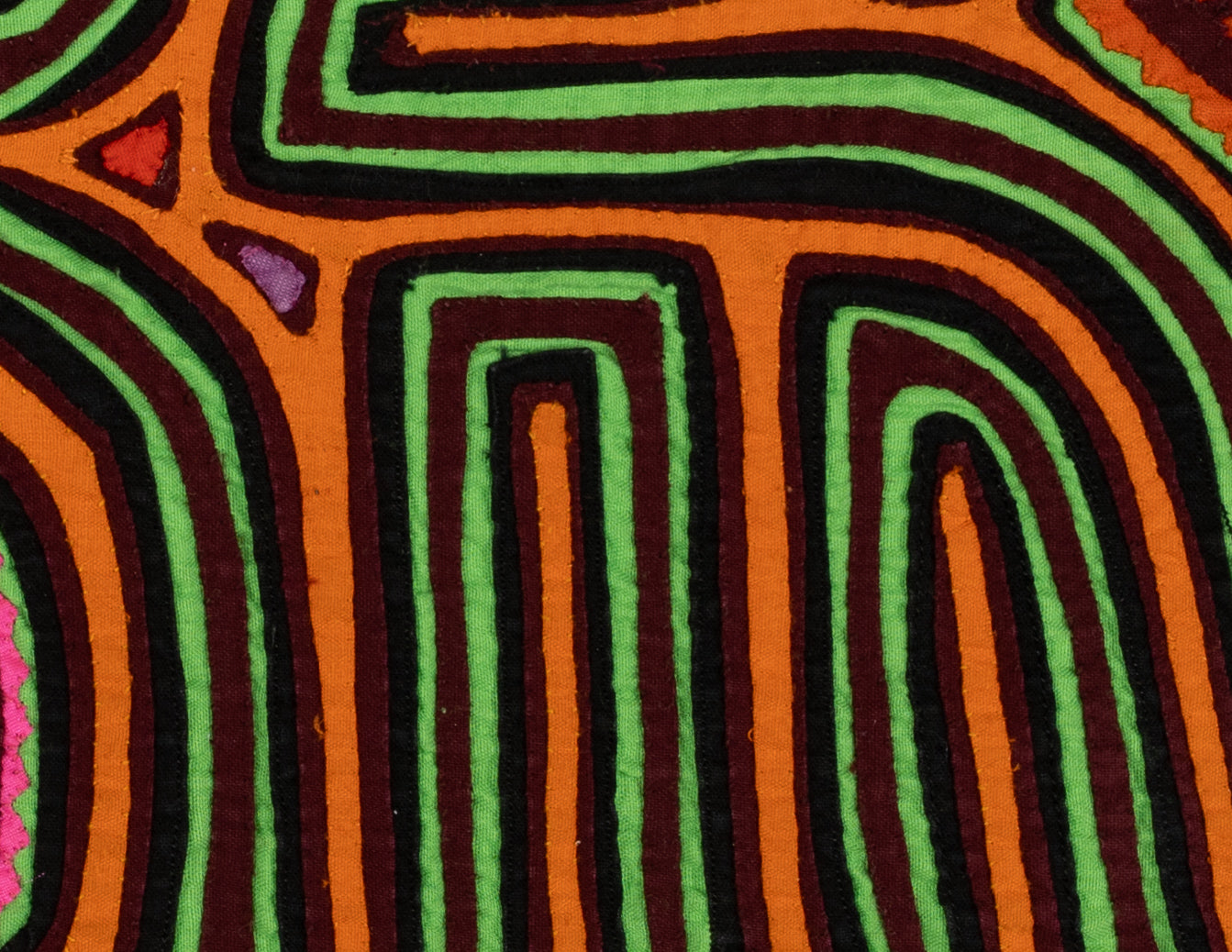 Orange And Green Howling Puppy Dog Mola