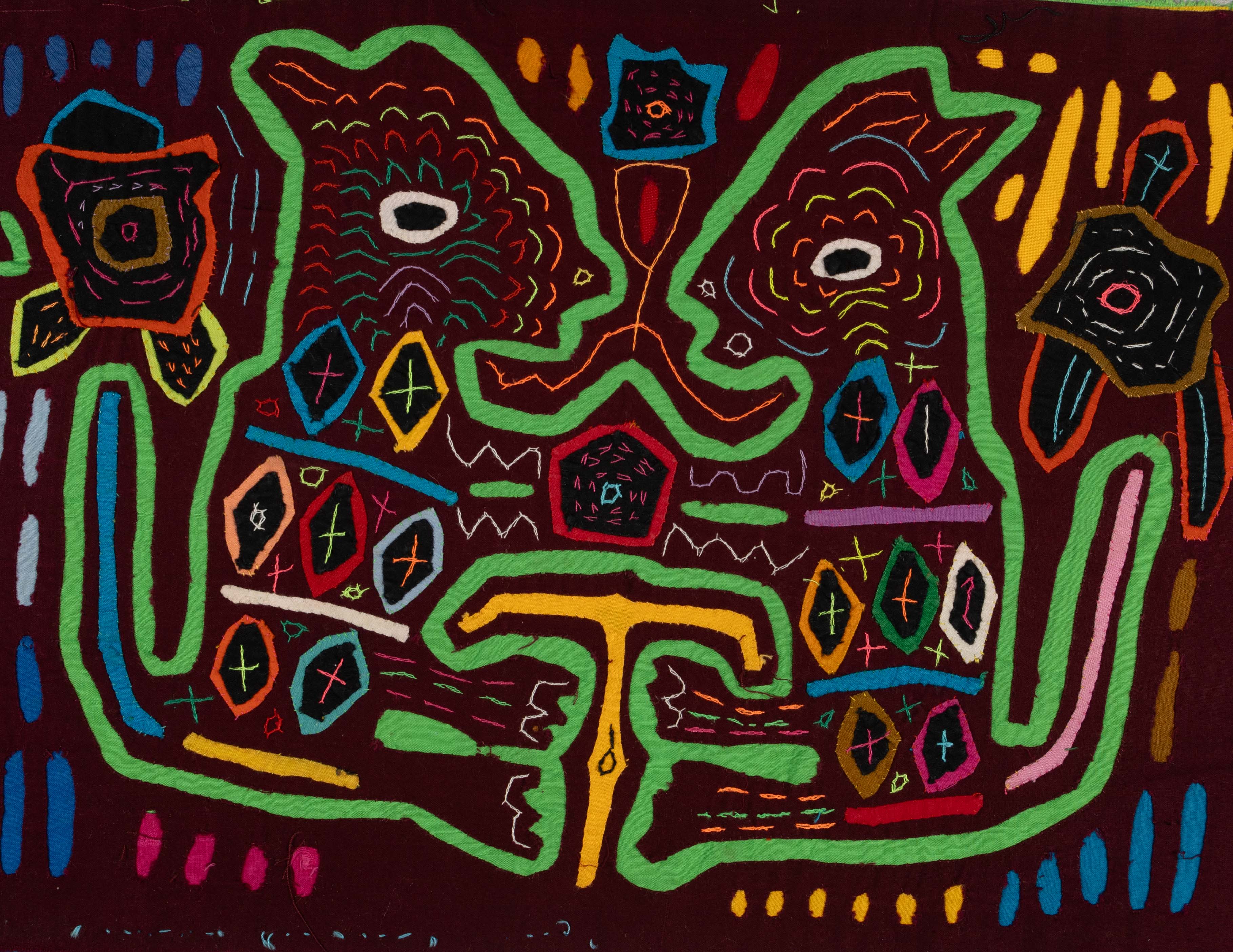 Maroon And Green Puppy Dog Patty Cake Mola
