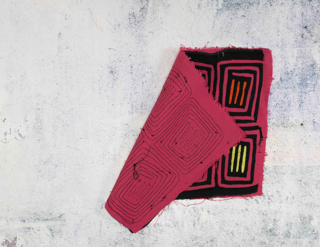 Black And Pink Hollywood Squares Mola