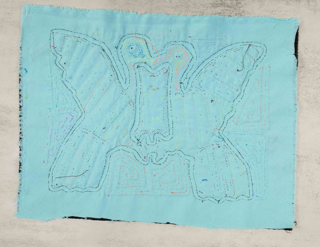 Black And Aqua Bird Kiss Optical Illusion Mola