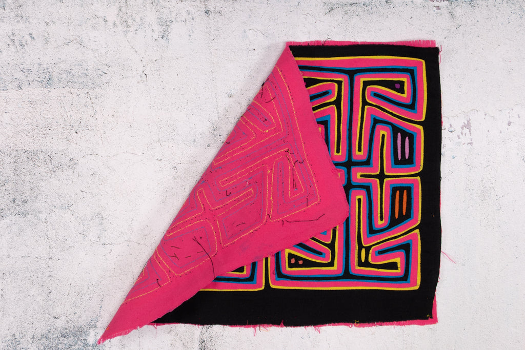 Black Pink Pleasure Palace Mola
