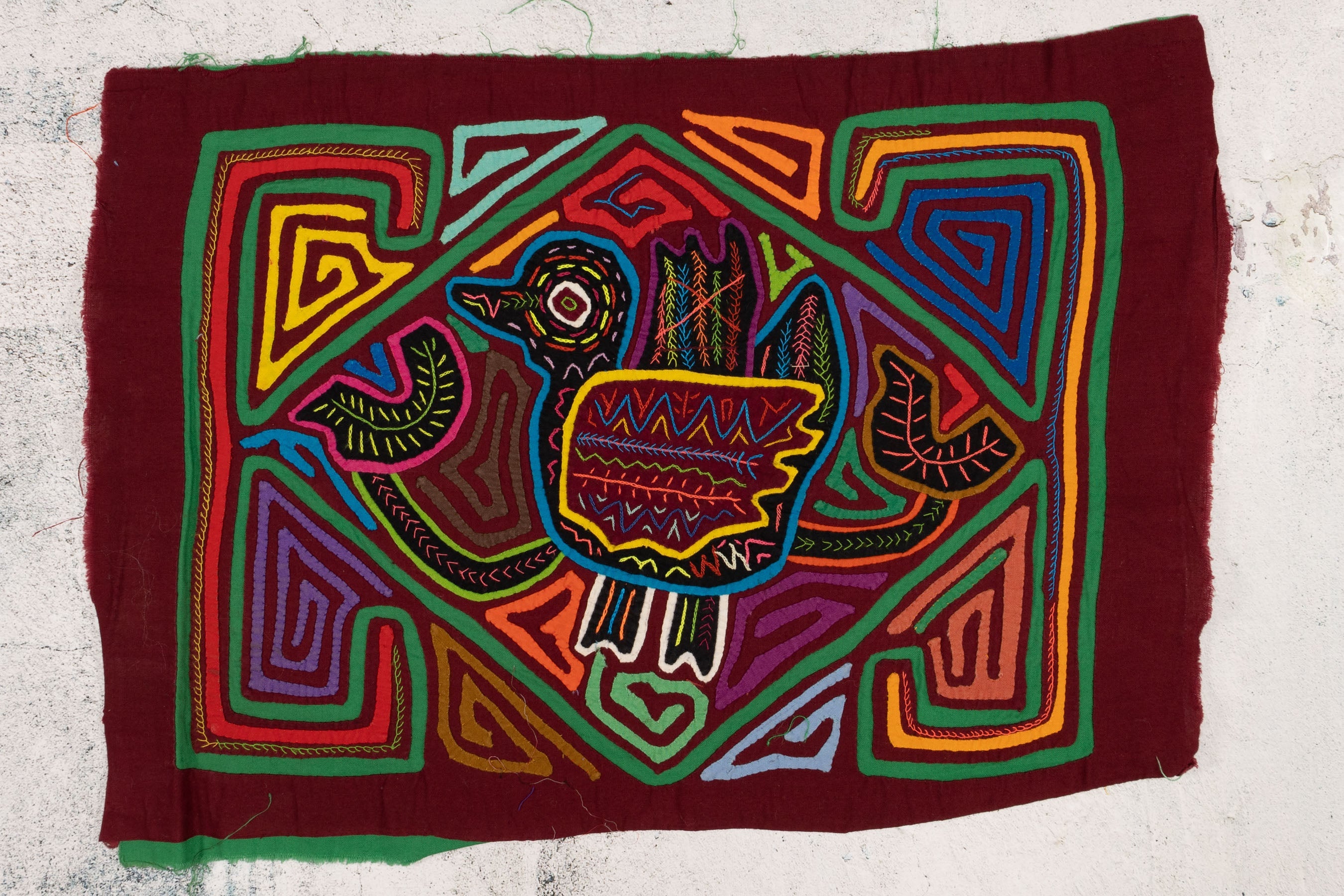 Chick Duck Duckling Burgundy Mola