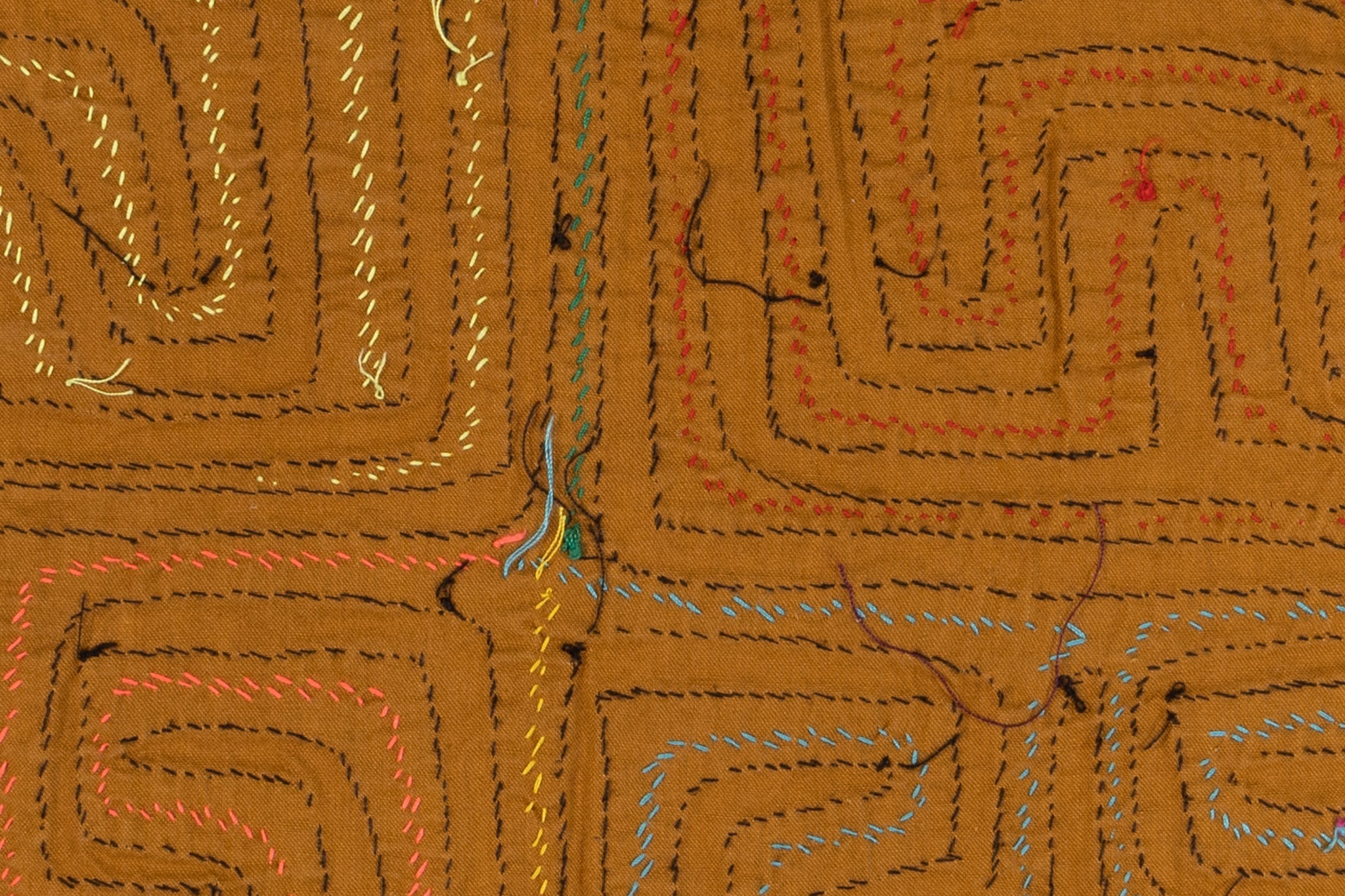 A Riddle Maze Mola