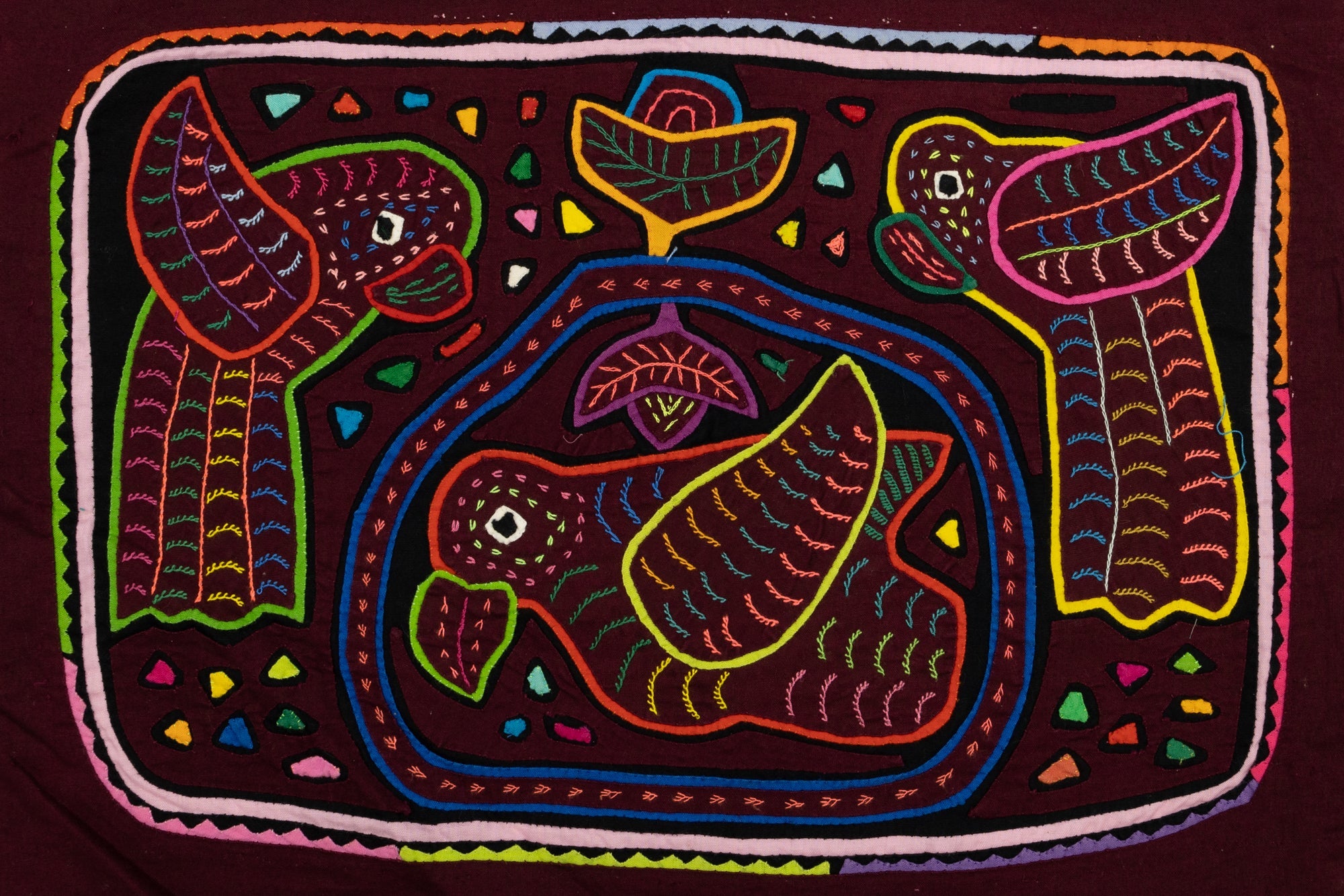 Three Parrot Panama Mola