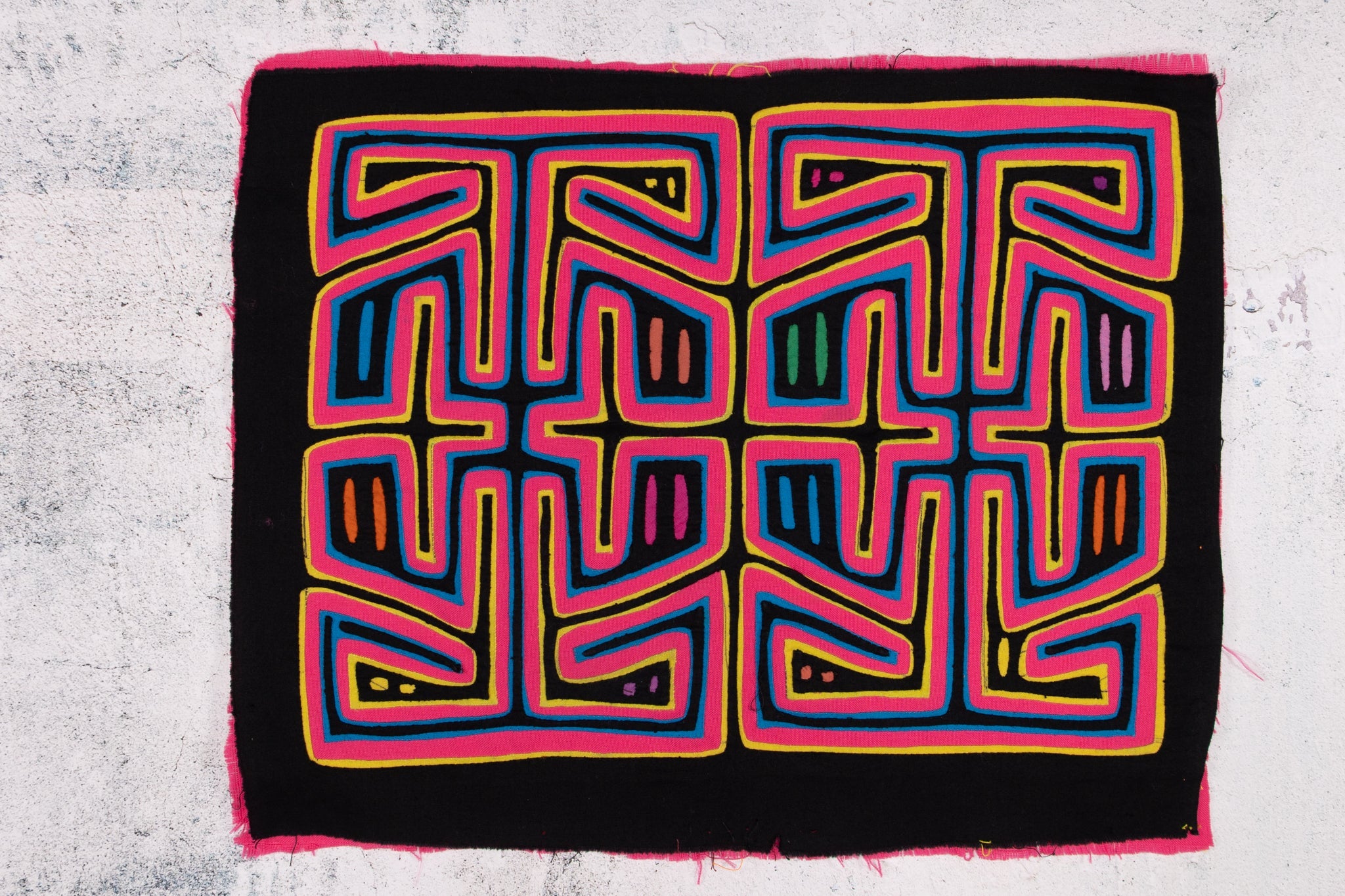 Black Pink Pleasure Palace Mola