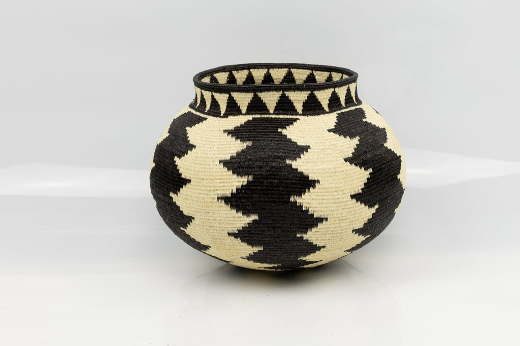 Wounaan Indian Hand Woven Black and White Panama Basket