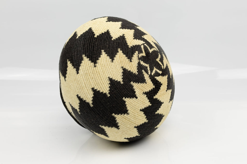 Wounaan Indian Hand Woven Black and White Panama Basket