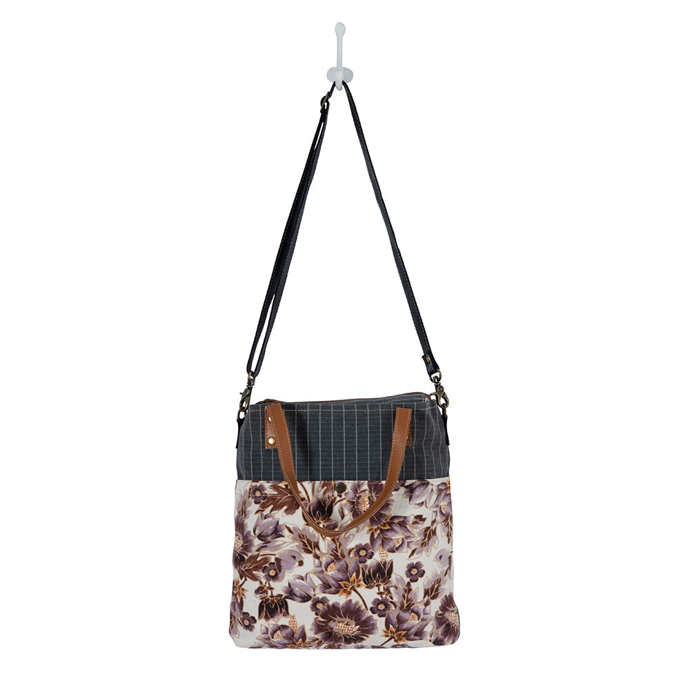 Peonieâ€™s Pleasure Tote Bag