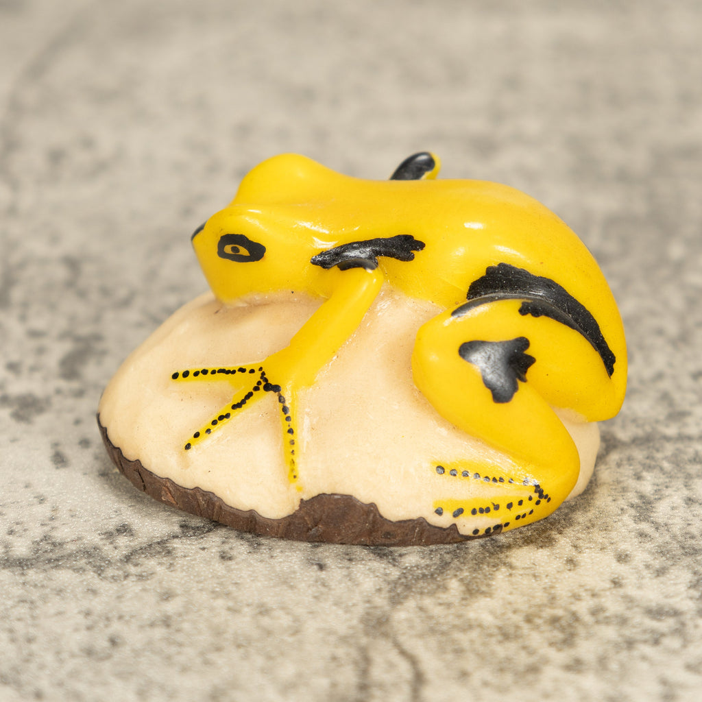 Vintage Frog Tagua Nut Carving