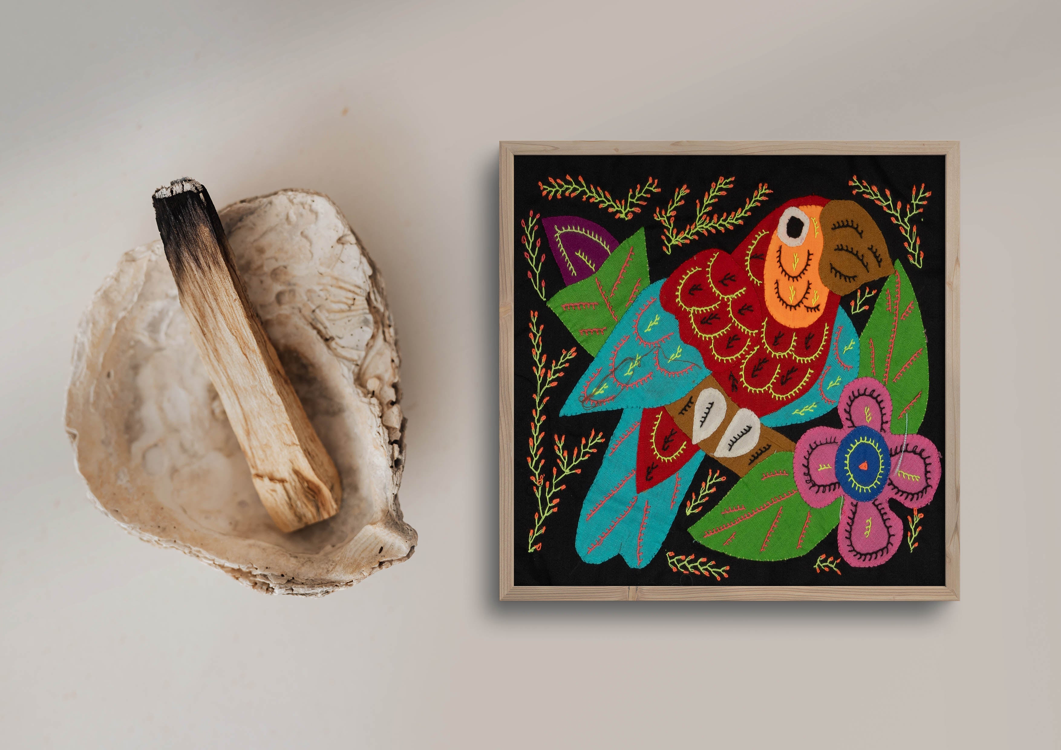 Multi-Color Parrot Bird Blue And Red Molita