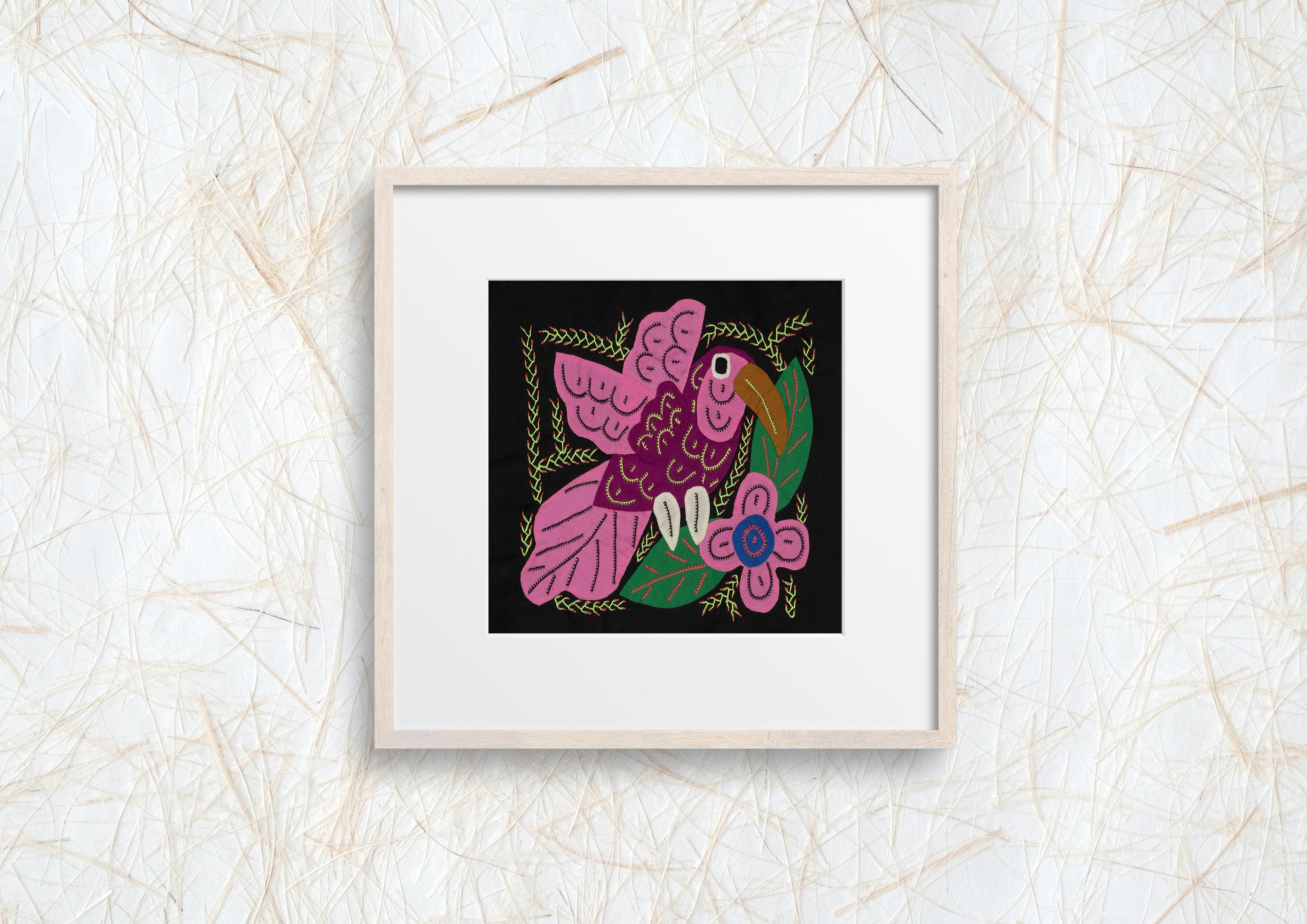 Multi-Color Humminbird Pink And Maroon Molita