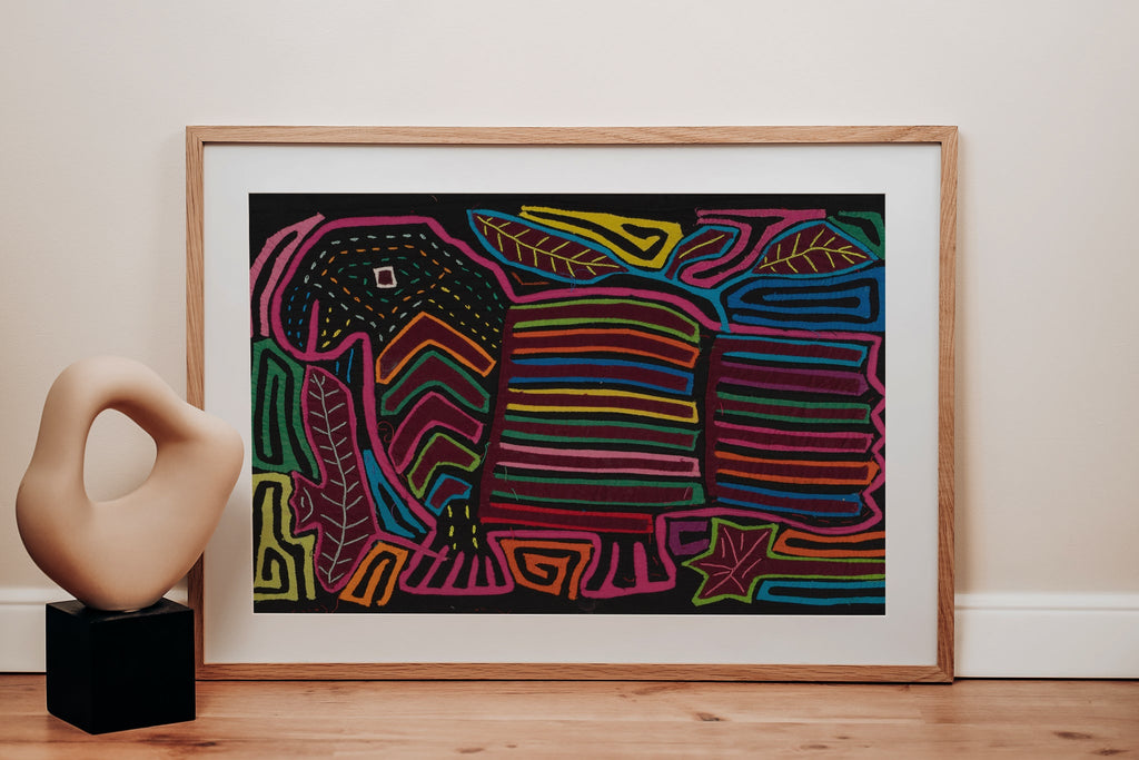 Chubby Jungle Rainbow Critter Mola