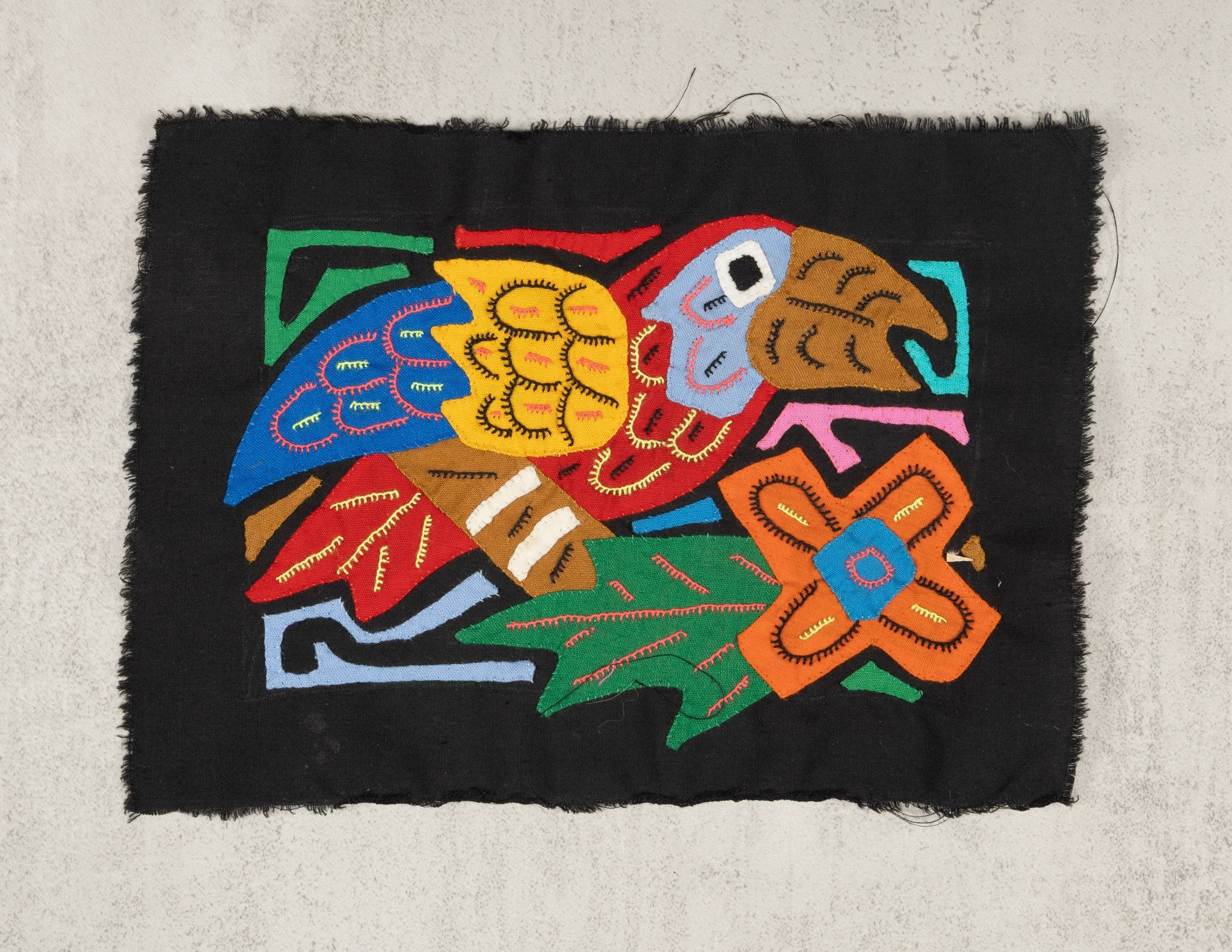 Multicolor Red Yellow And Blue Bird Molita