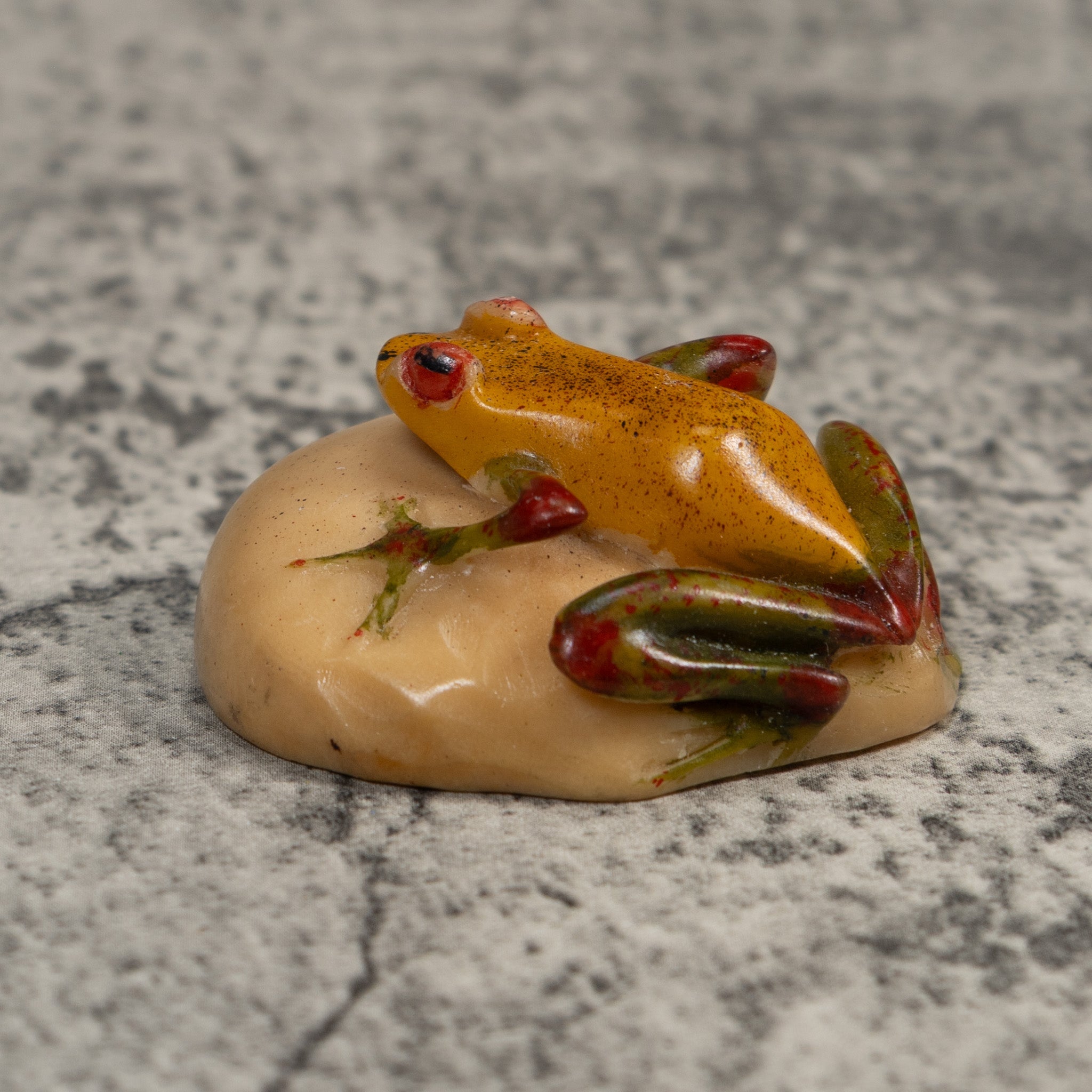 Vintage Redish And Gold Poison Dart Frog Tagua Carving