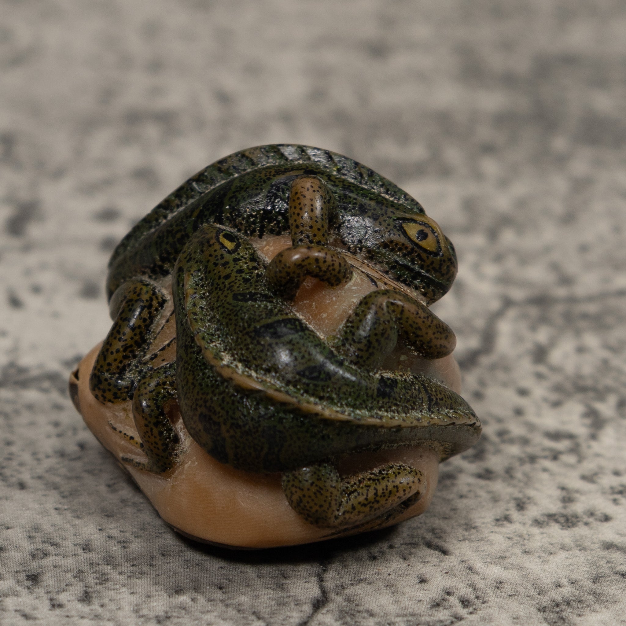 Vintage Green And Black Double Iguana Tagua Carving