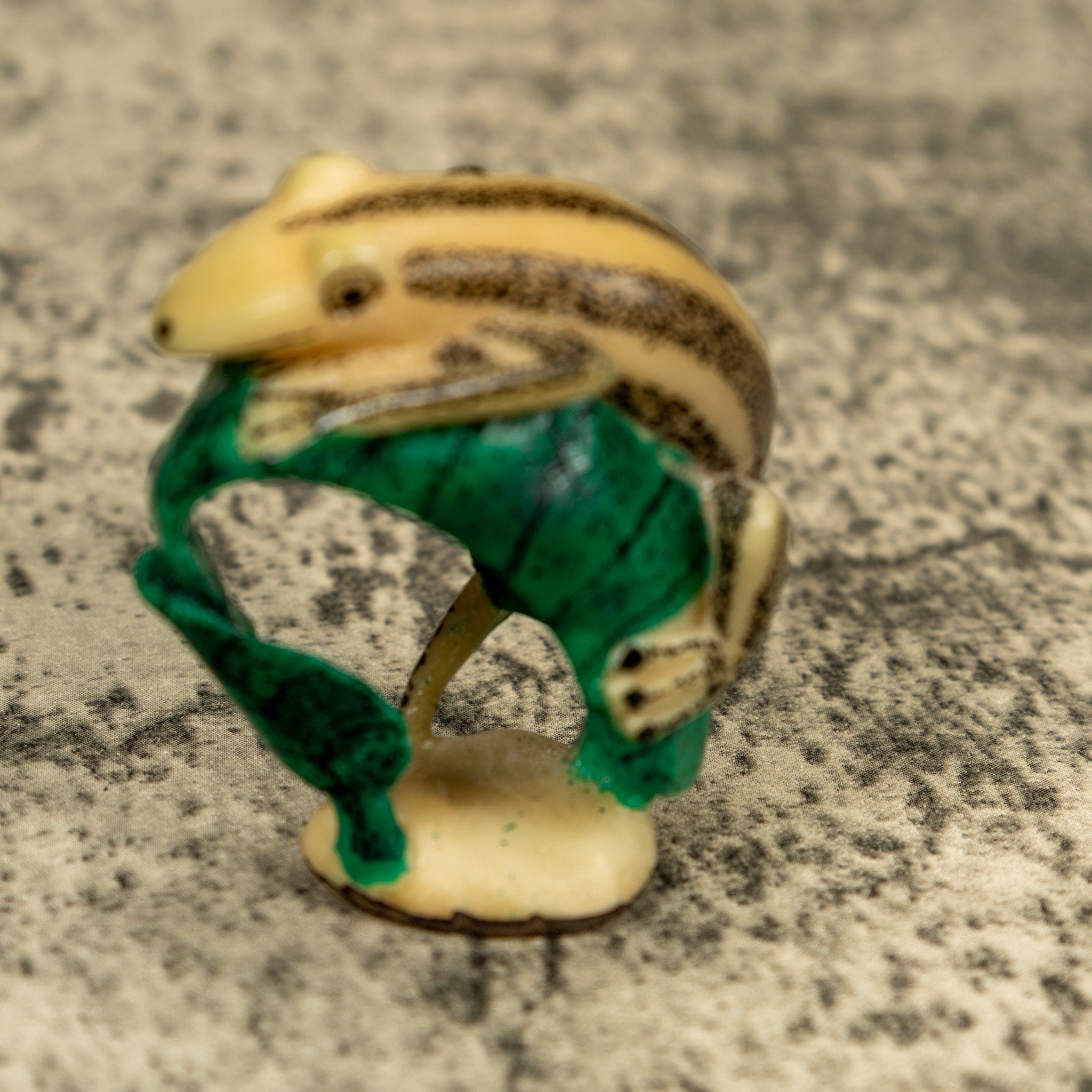 Vintage Gecko Lizard On Leaf Tagua Carving