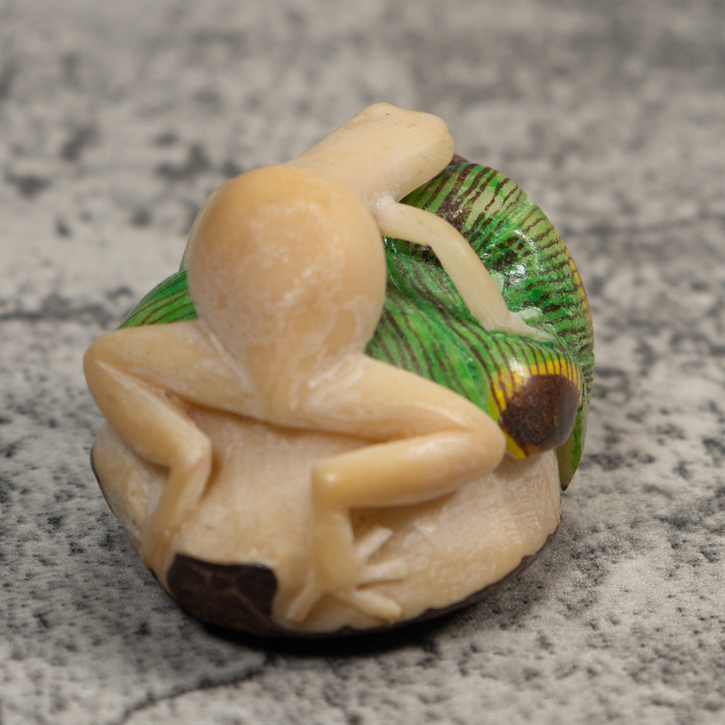White And Green Natural Frog Tagua Carving