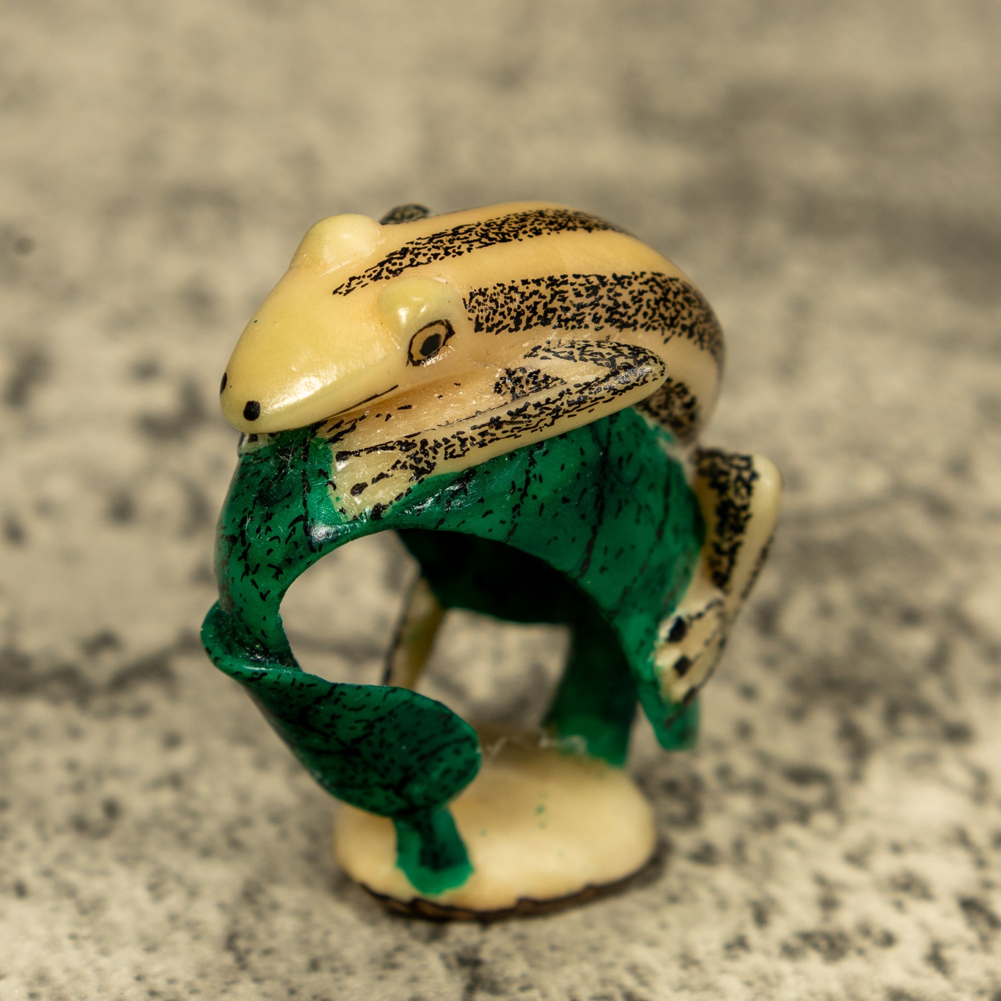 Vintage Gecko Lizard On Leaf Tagua Carving