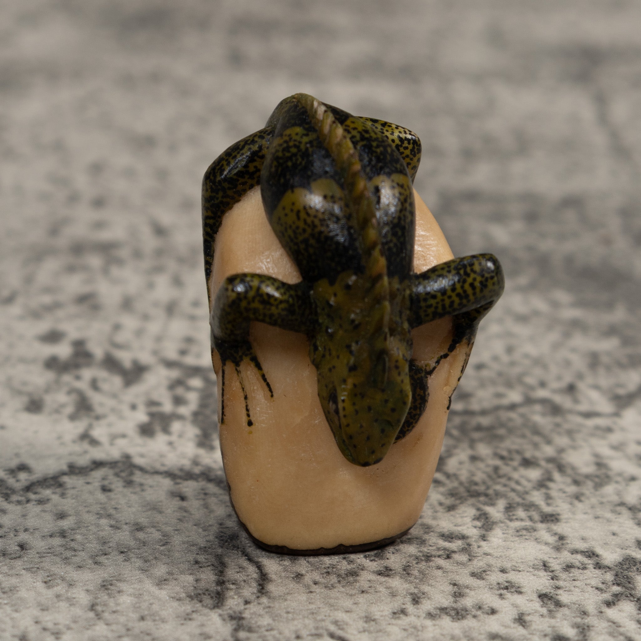 Vintage Green And Black Iguana Lizard Tagua Carving