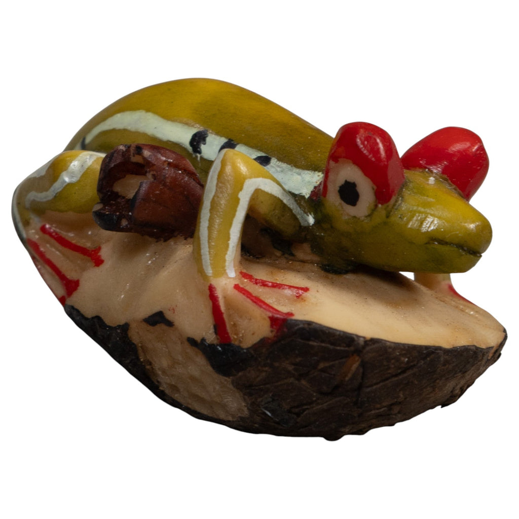 Super Weird Poison Dart Frog Tagua Carving