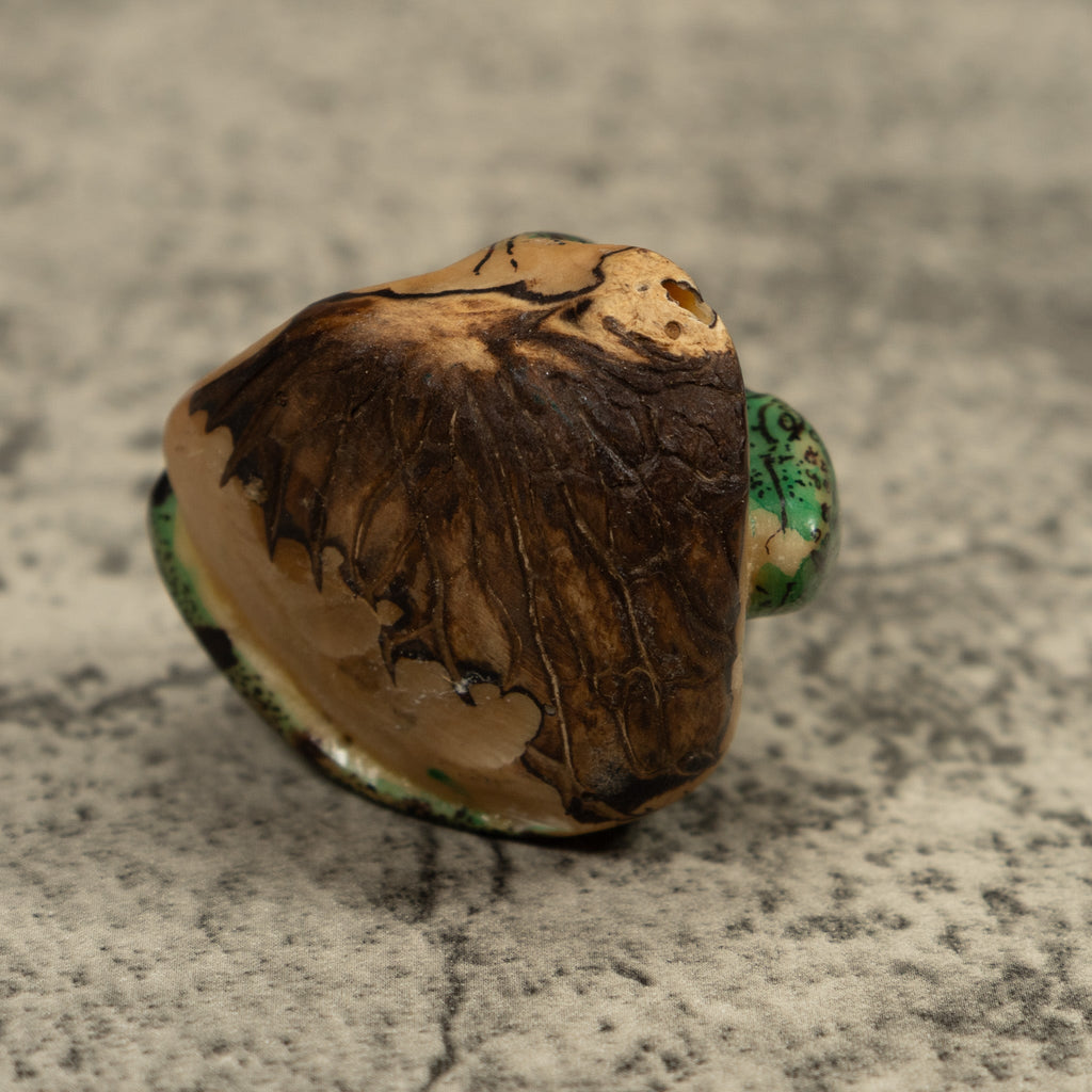 Vintage Iguana Lizard Reptile Tagua Carving