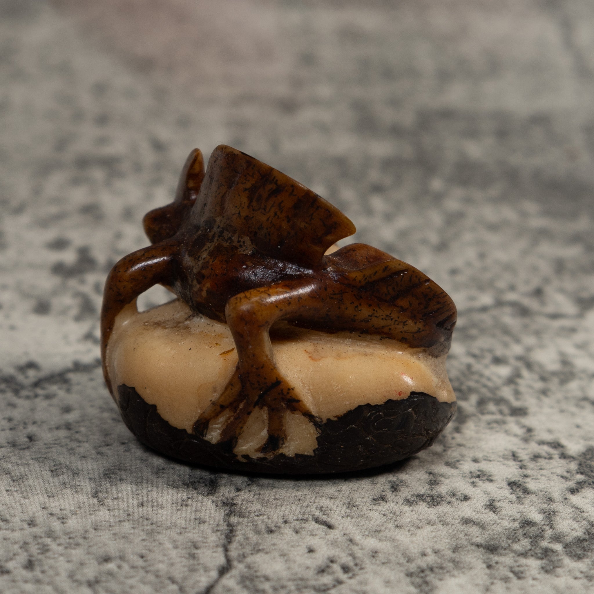 Vintage Brown Jesus Lizard Tagua Carving