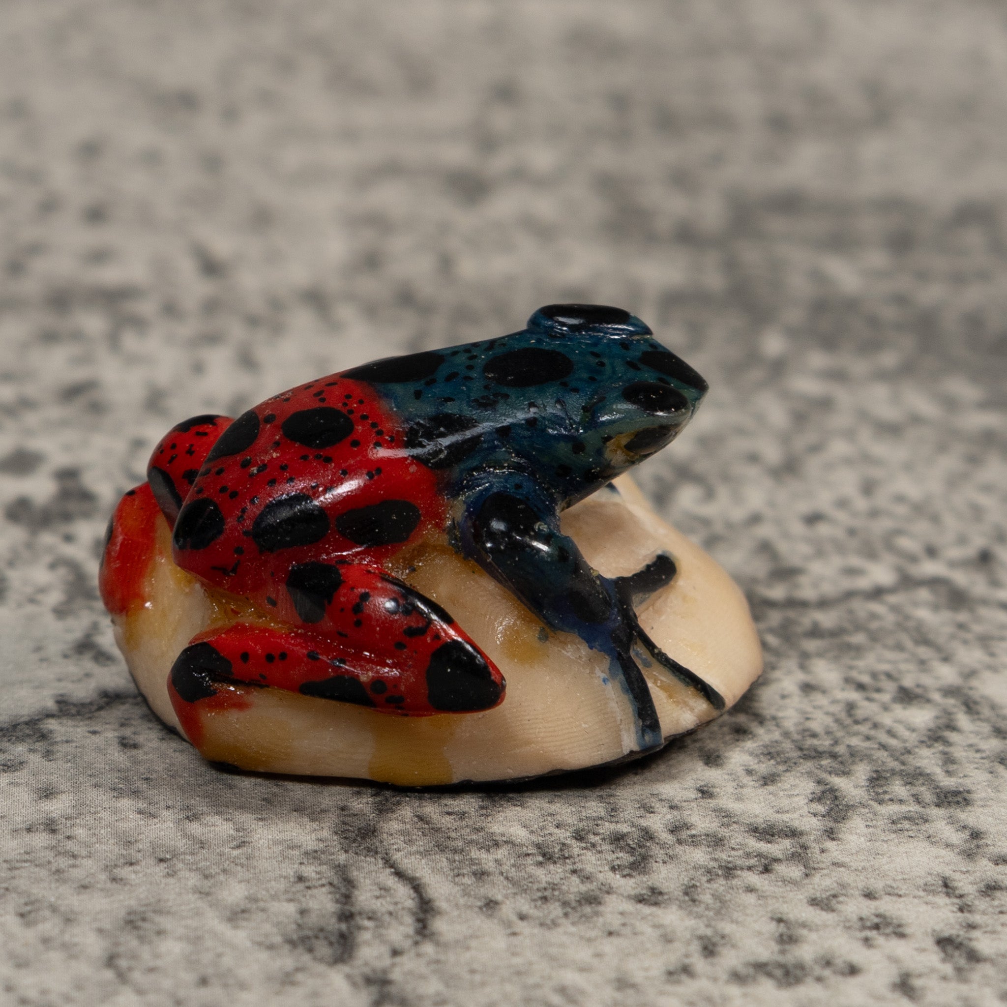 Vintage Blue Green And Black Poison Dart Frog Tagua Carving