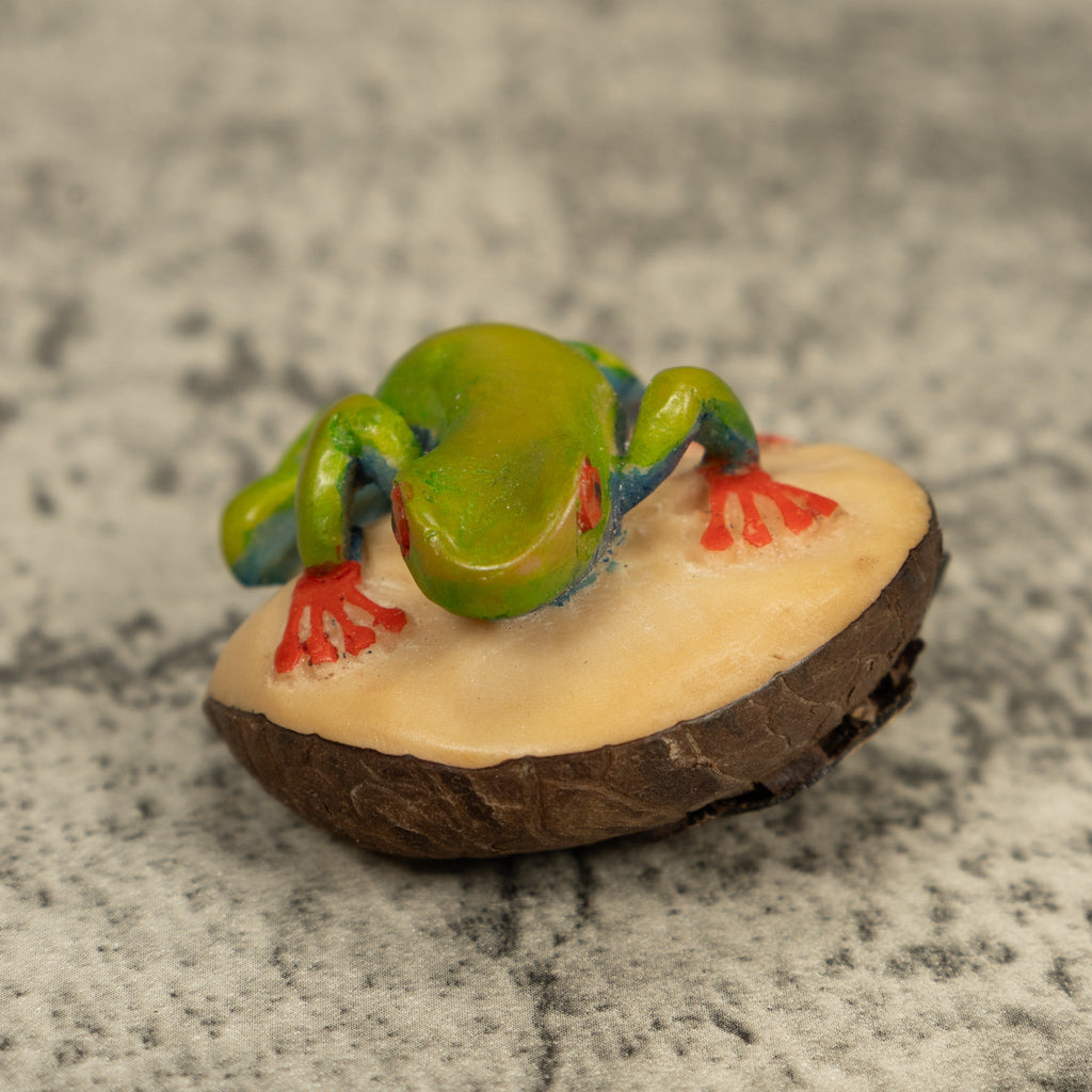 Vintage Red-Eye Tree Frog Tagua Carving