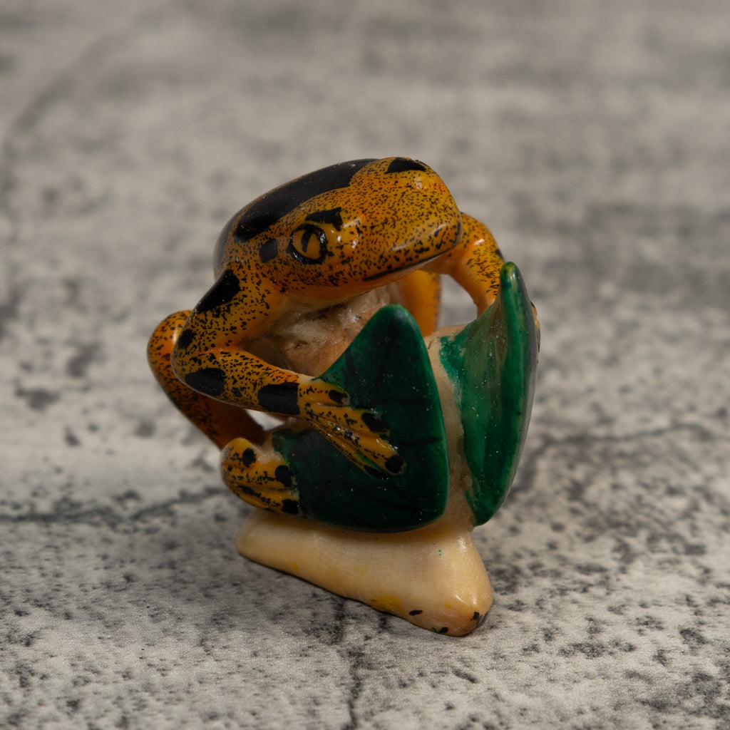 Black And Gold Poison Dart Frog With Leaves Tagua Carving