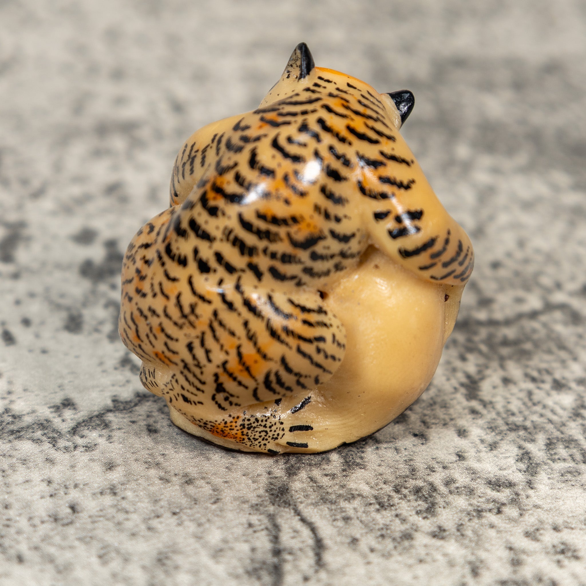 Monotiti Monkey Tagua Carving