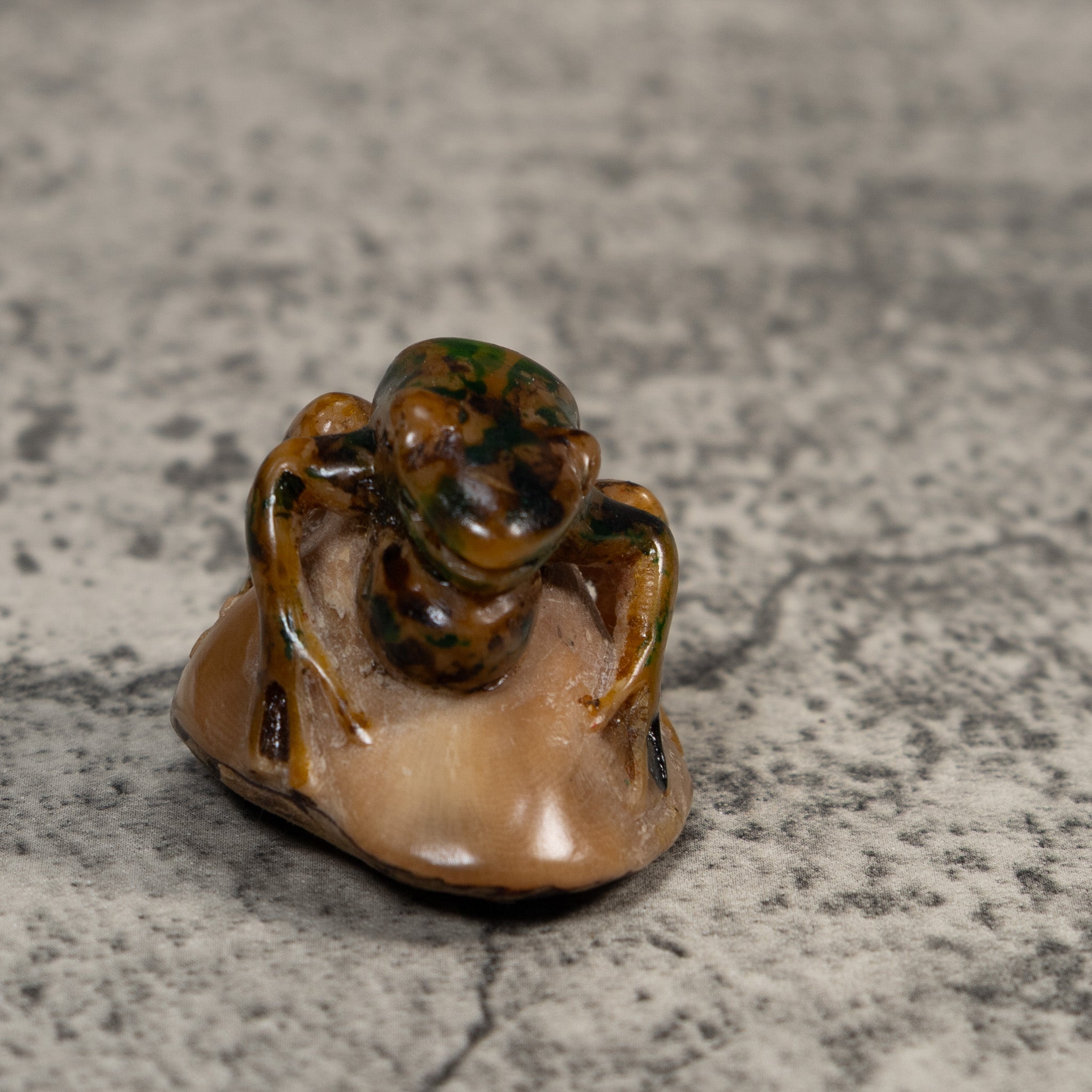 Vintage Brown Blowthroat Poison Dart Frog Tagua Carving