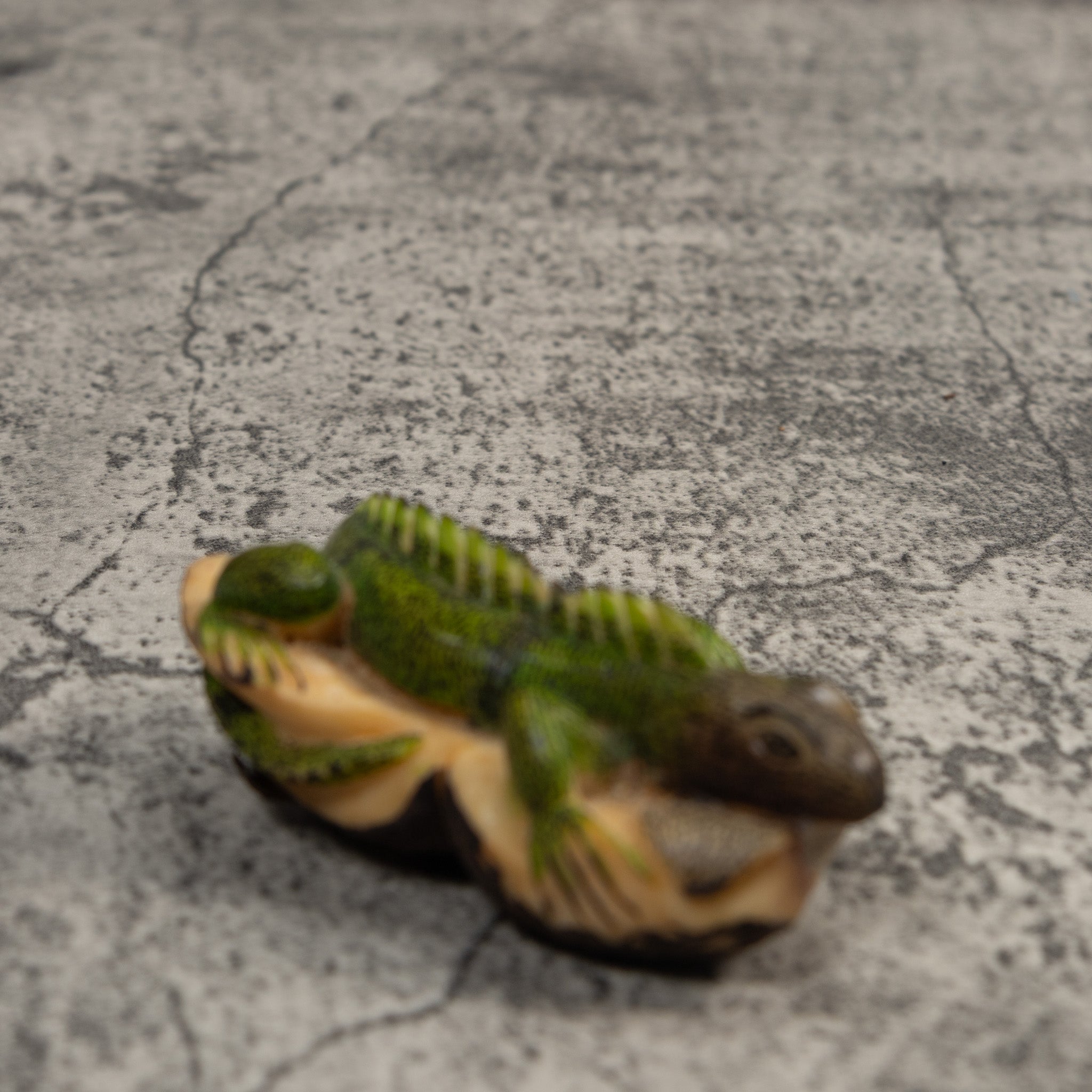 Double Nut Iguana Lizard Tagua Carving