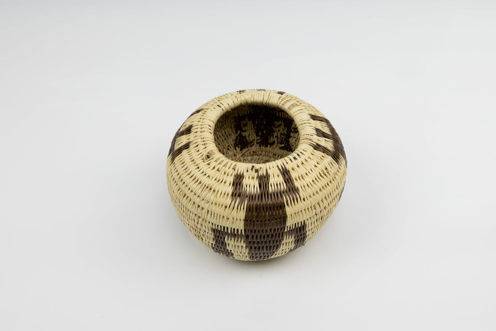 Vintage Woven Basket Gecko, Panama Basket