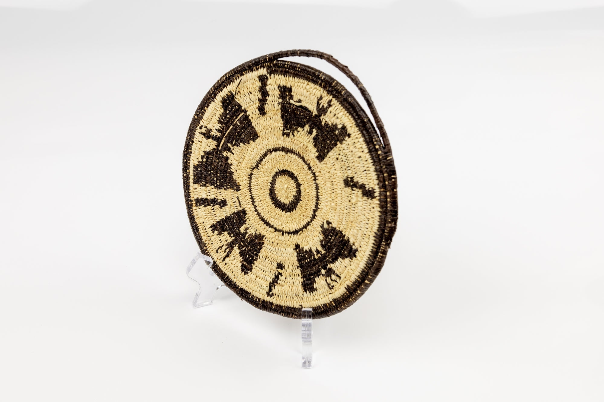 Hand Woven Vintage Plate Basket Made By Indigenous Artisans