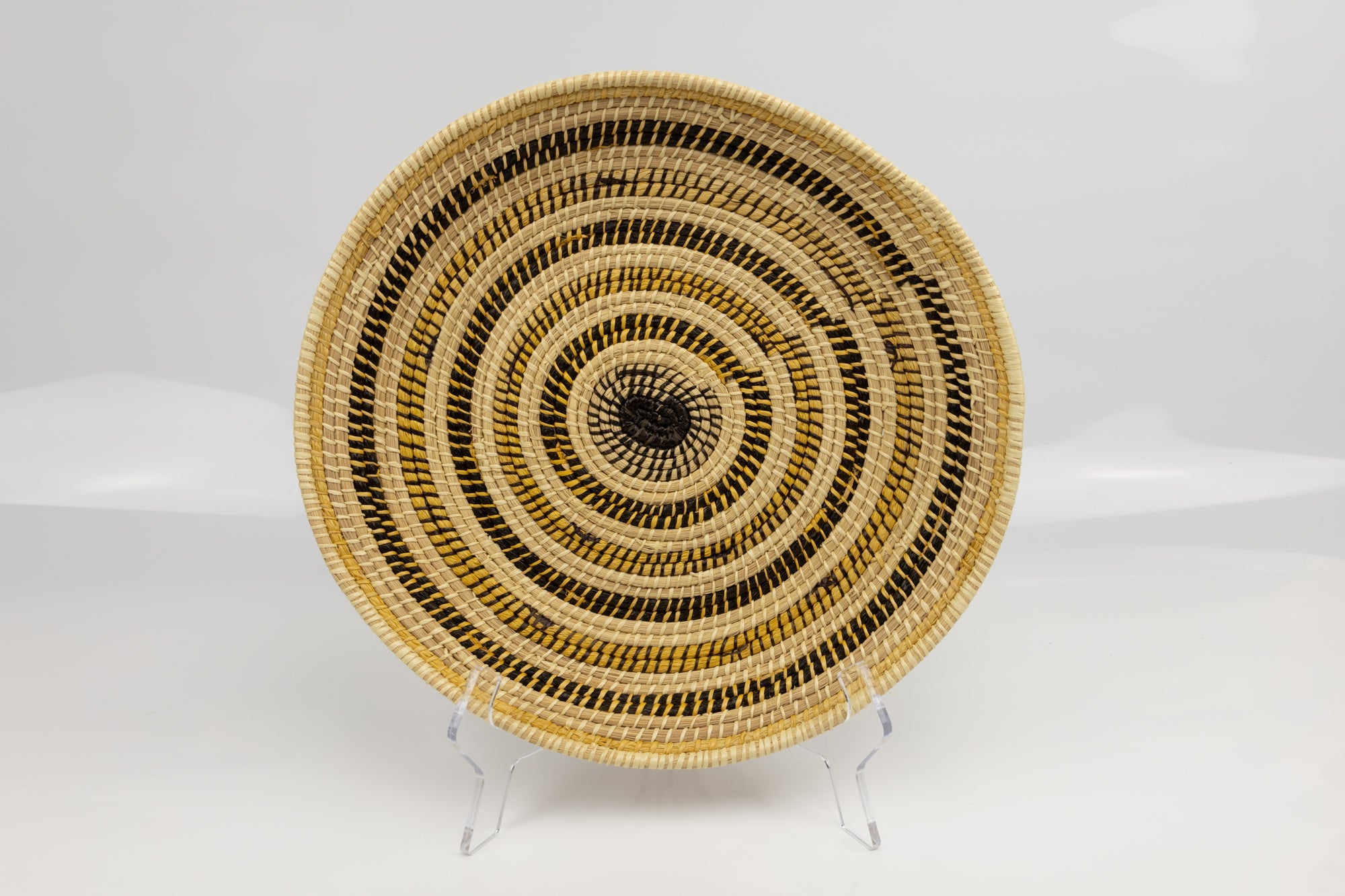 Hand Woven Vintage Plate Basket Made By Indigenous Artisans