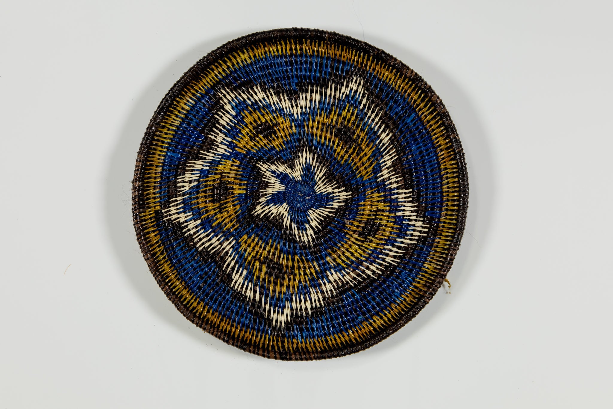 Blue and White Cosmic pulsating Star Basket Plate