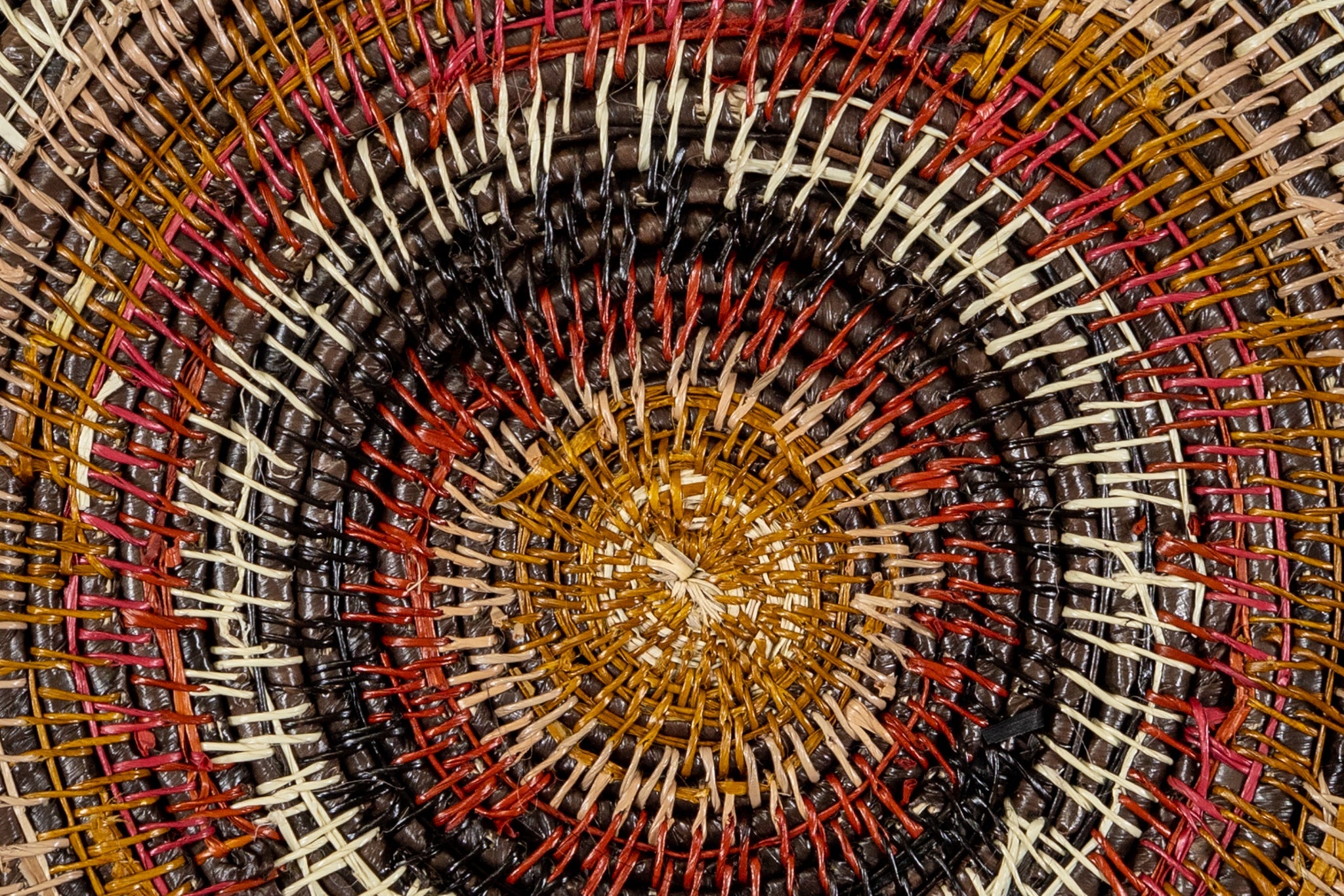 Cosmic Pulsar Small Basket Plate