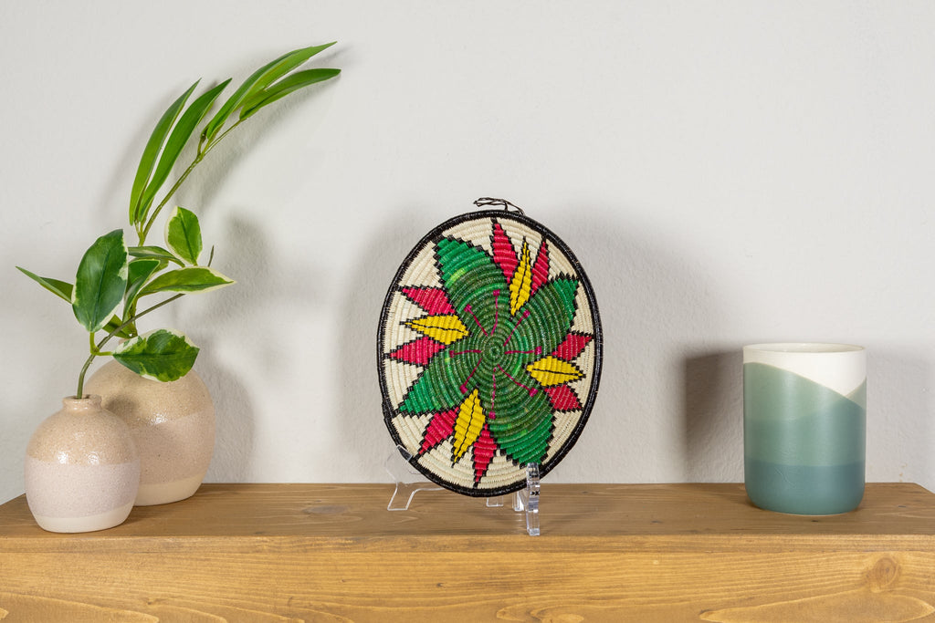 Broad Leaf Flower Small Basket Plate