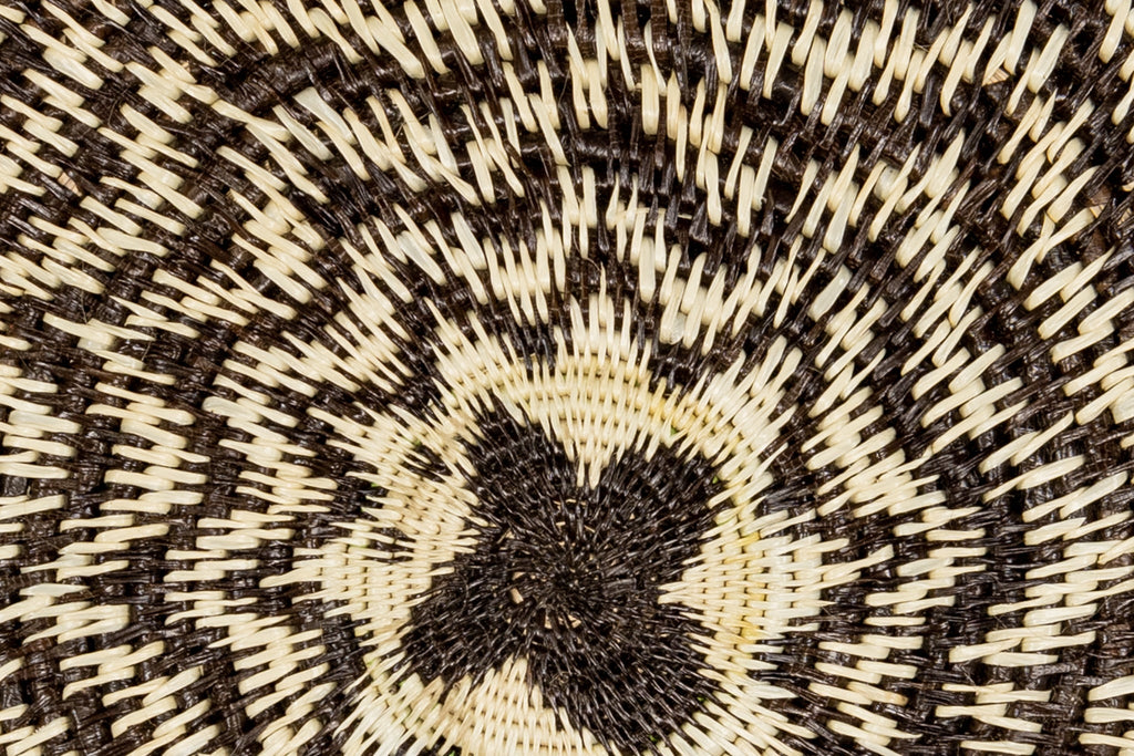 Exploding Pulsar Star Basket Plate