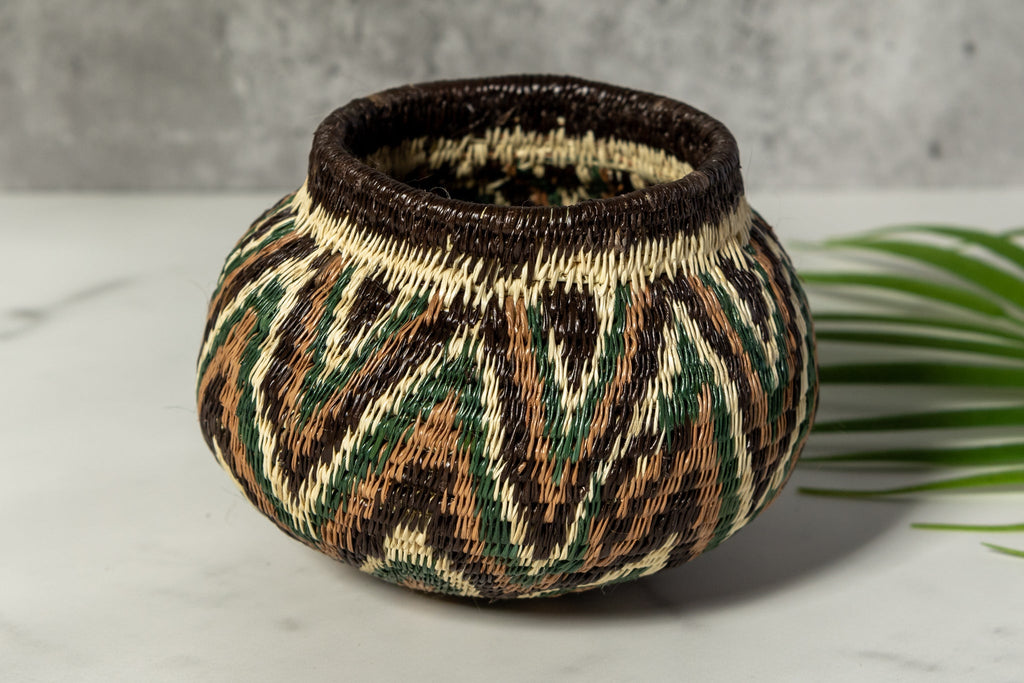 Green Star Pattern Woven Basket