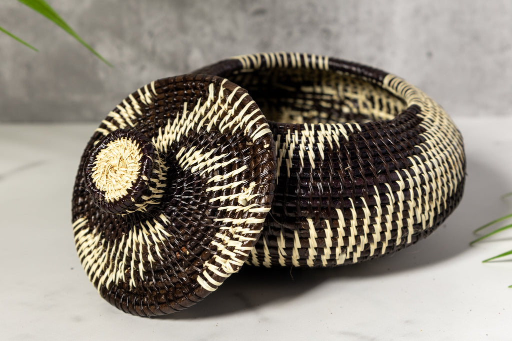 Jungle Fusion Spiral Basket With Top