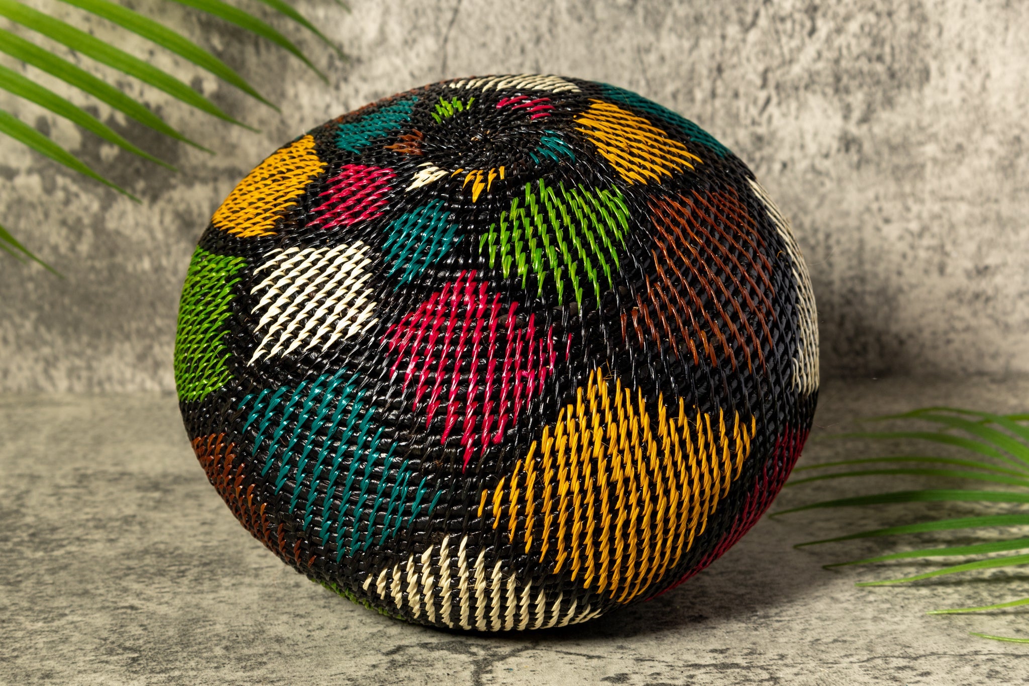 Rainbow Colors Fish Net Woven Basket With Top