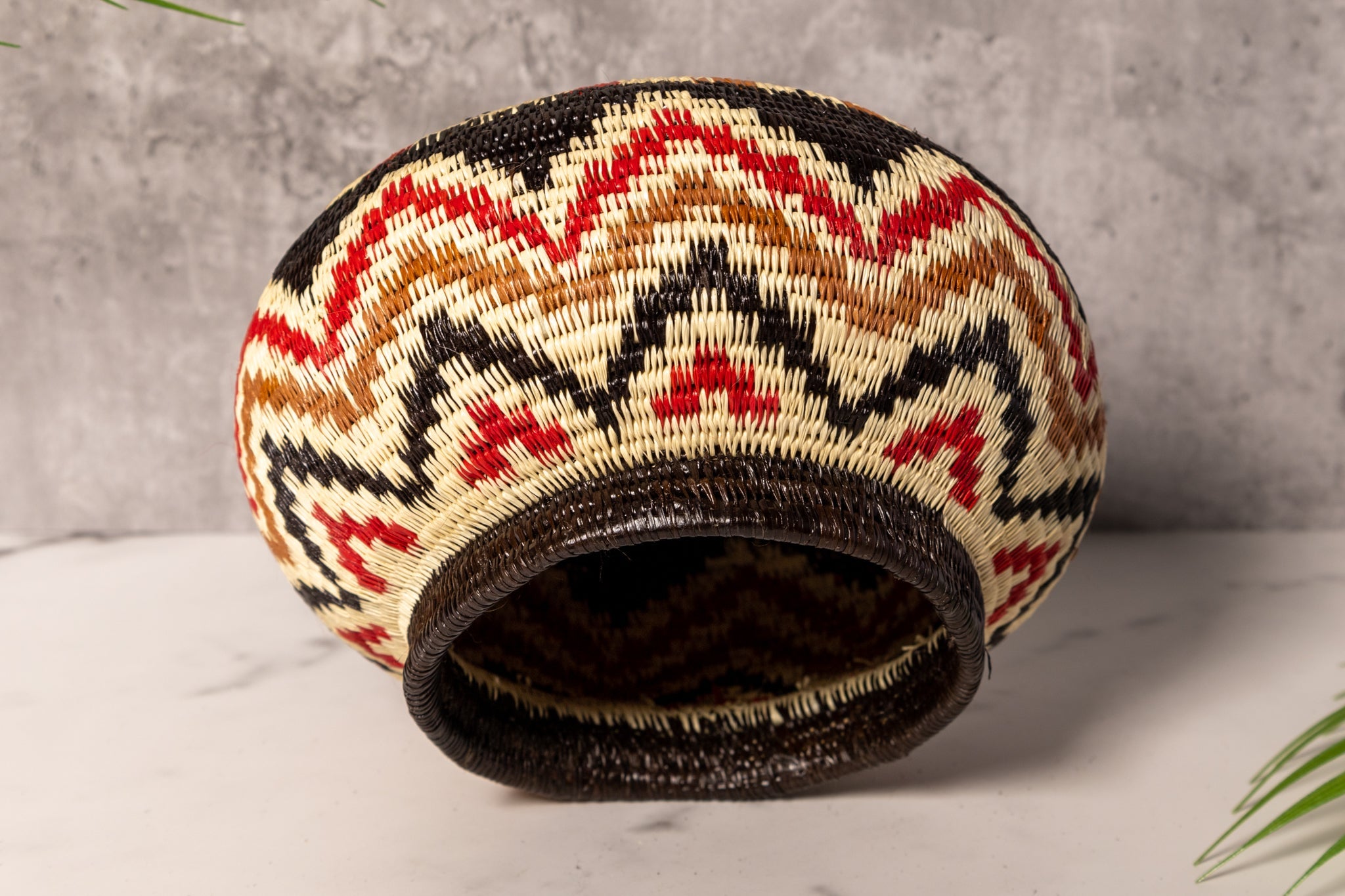 Angry Waves Rainforest Basket