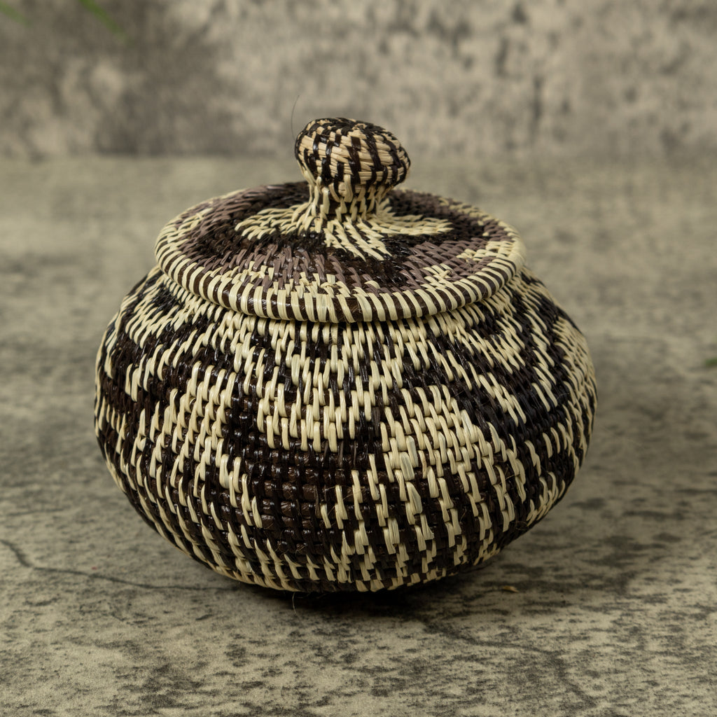 Black And White Rainforest Basket With Top