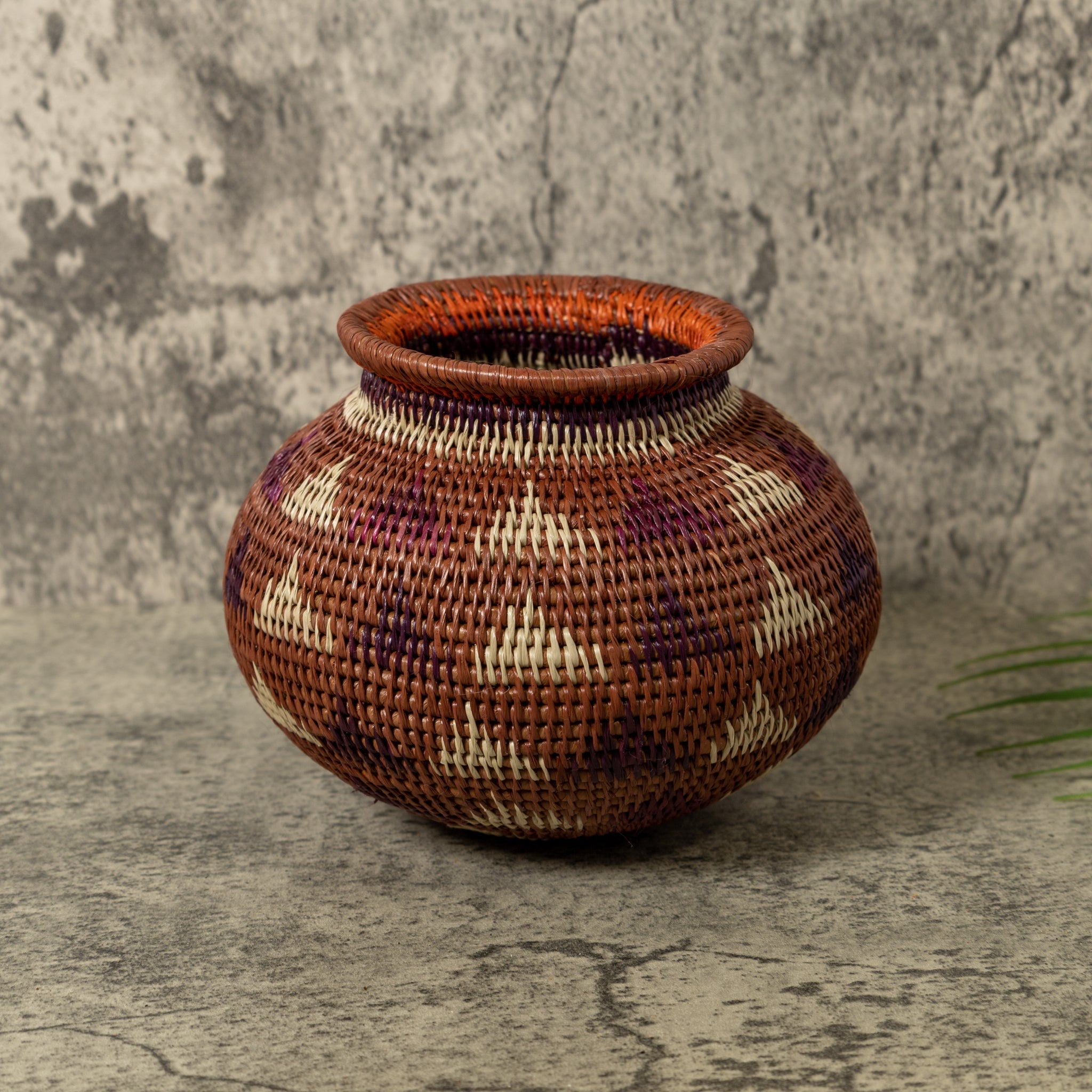 Jungle Spikes Rainforest Basket