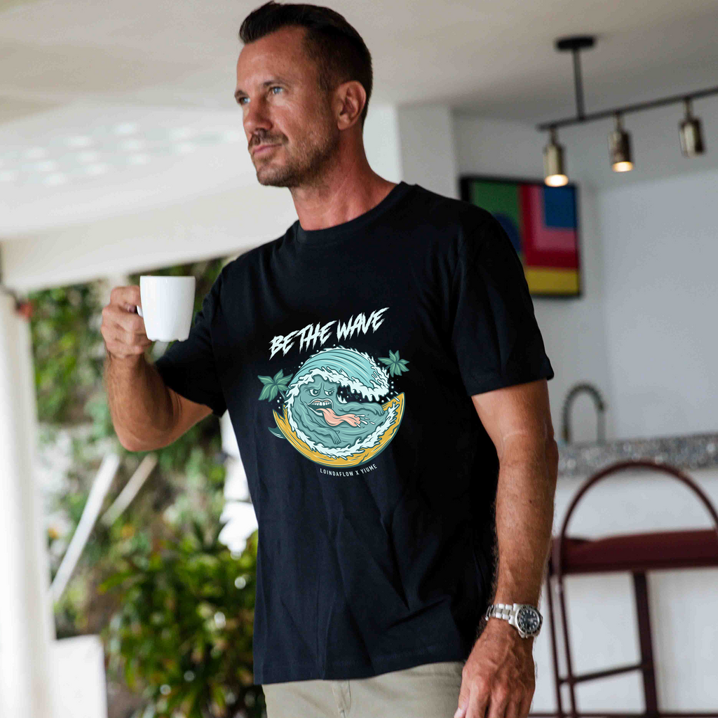 Camiseta hawaiana para hombre Be the Wave By Loindaflow, cuello redondo, 100% algodón - NEGRO
