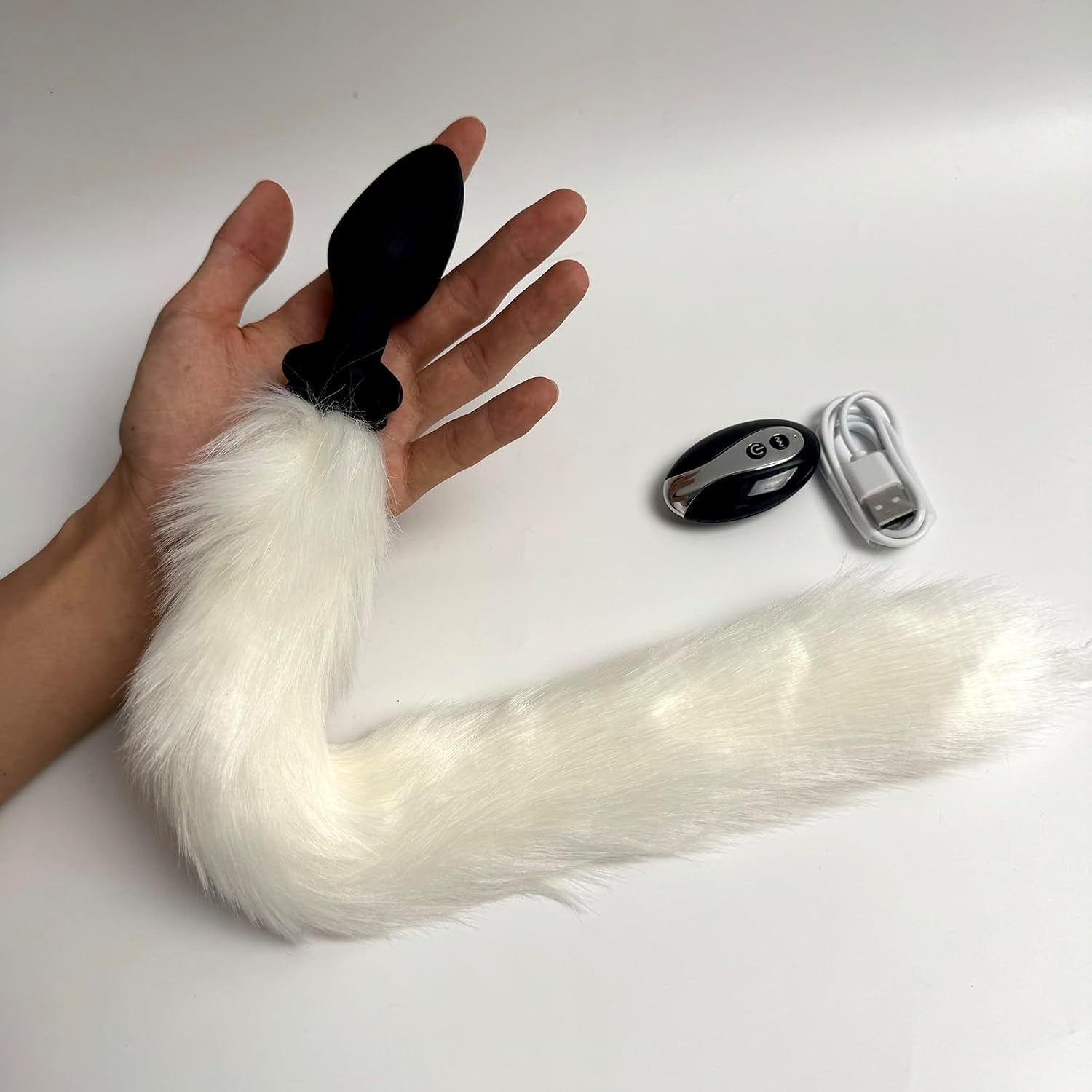 FrostPulse Remote Control Fox Tail Vibrating Anal Plug