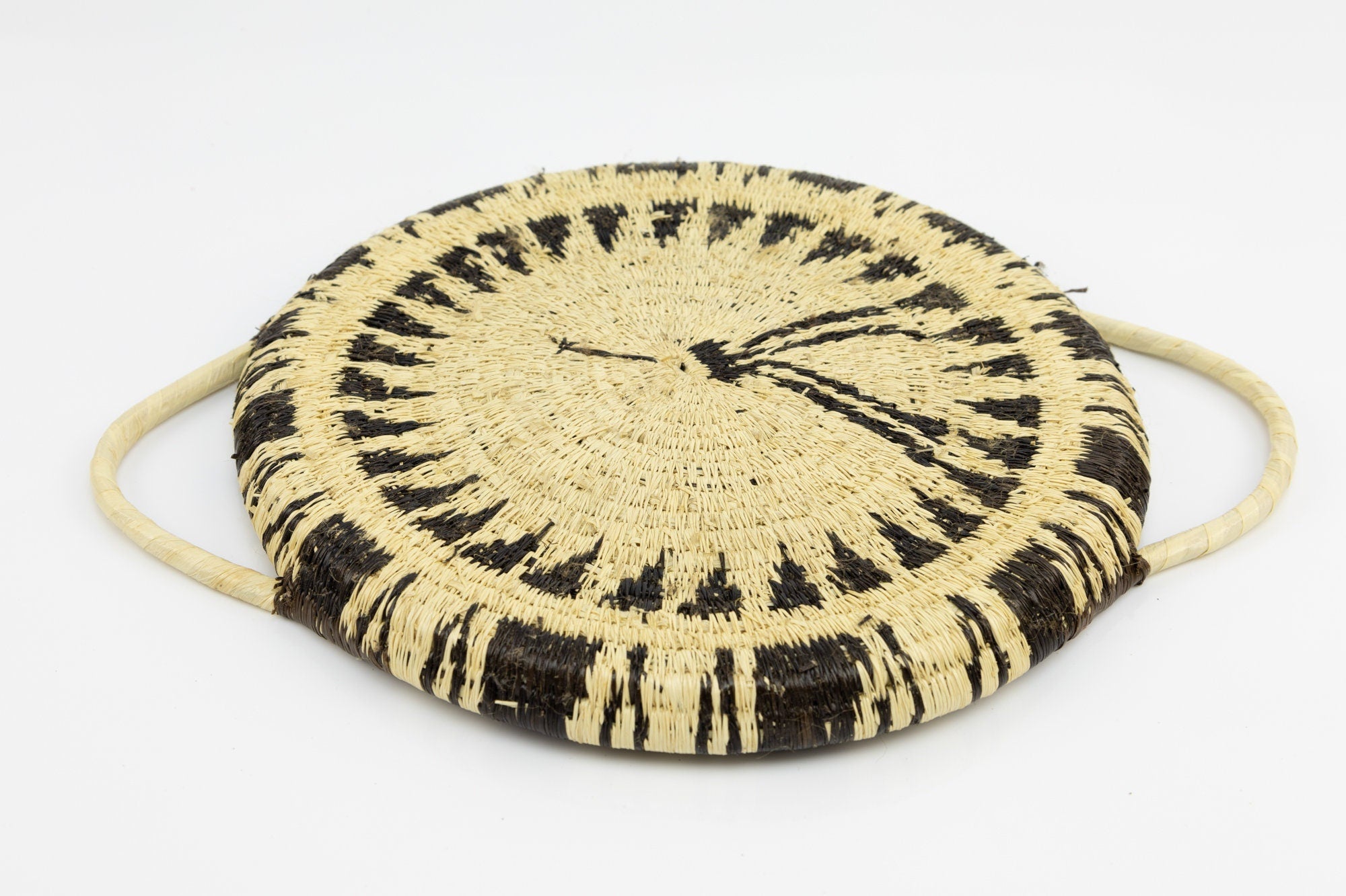 Hand Woven Black And White Plate Basket